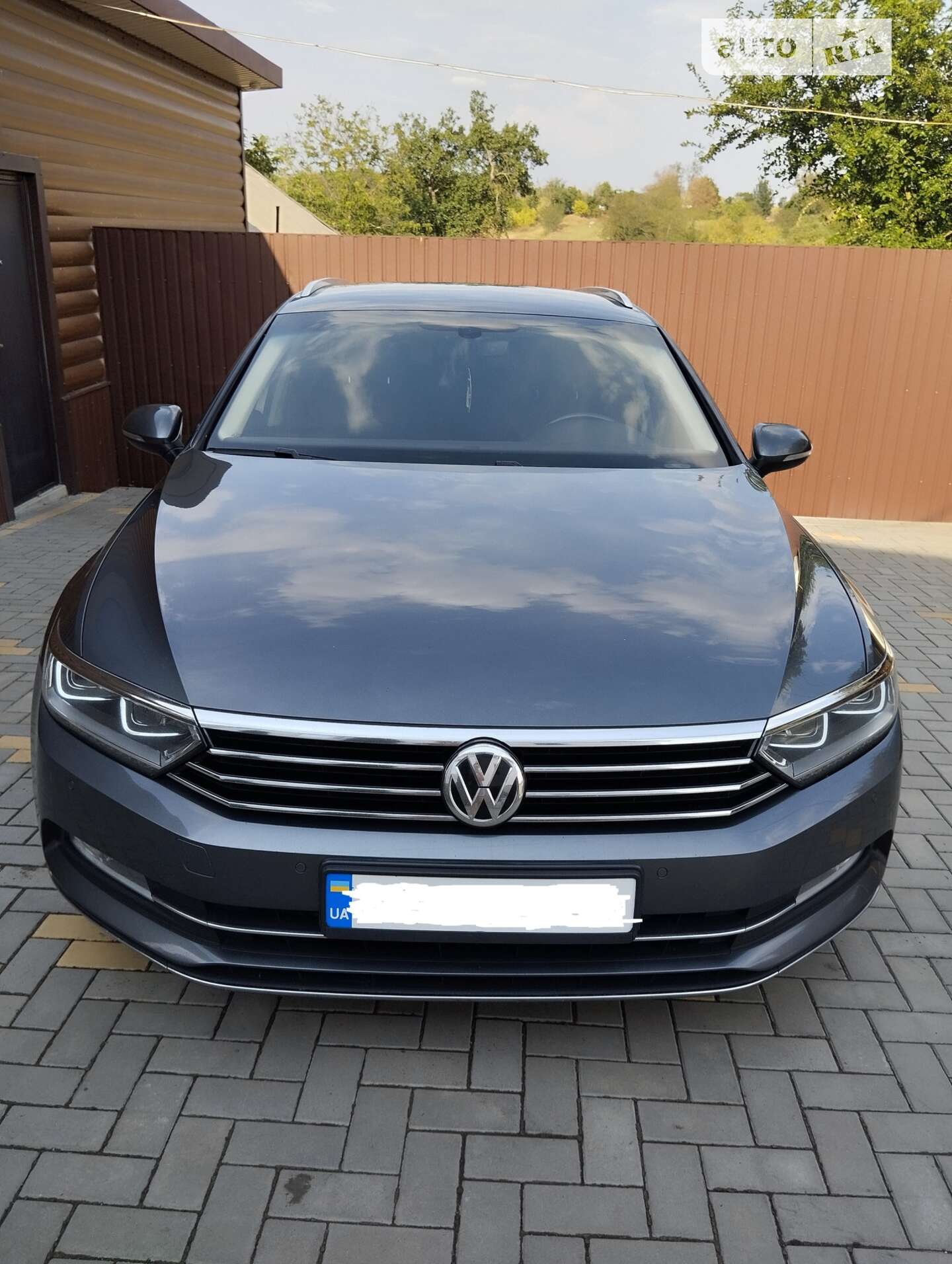 VOLKSWAGEN PASSAT 2016