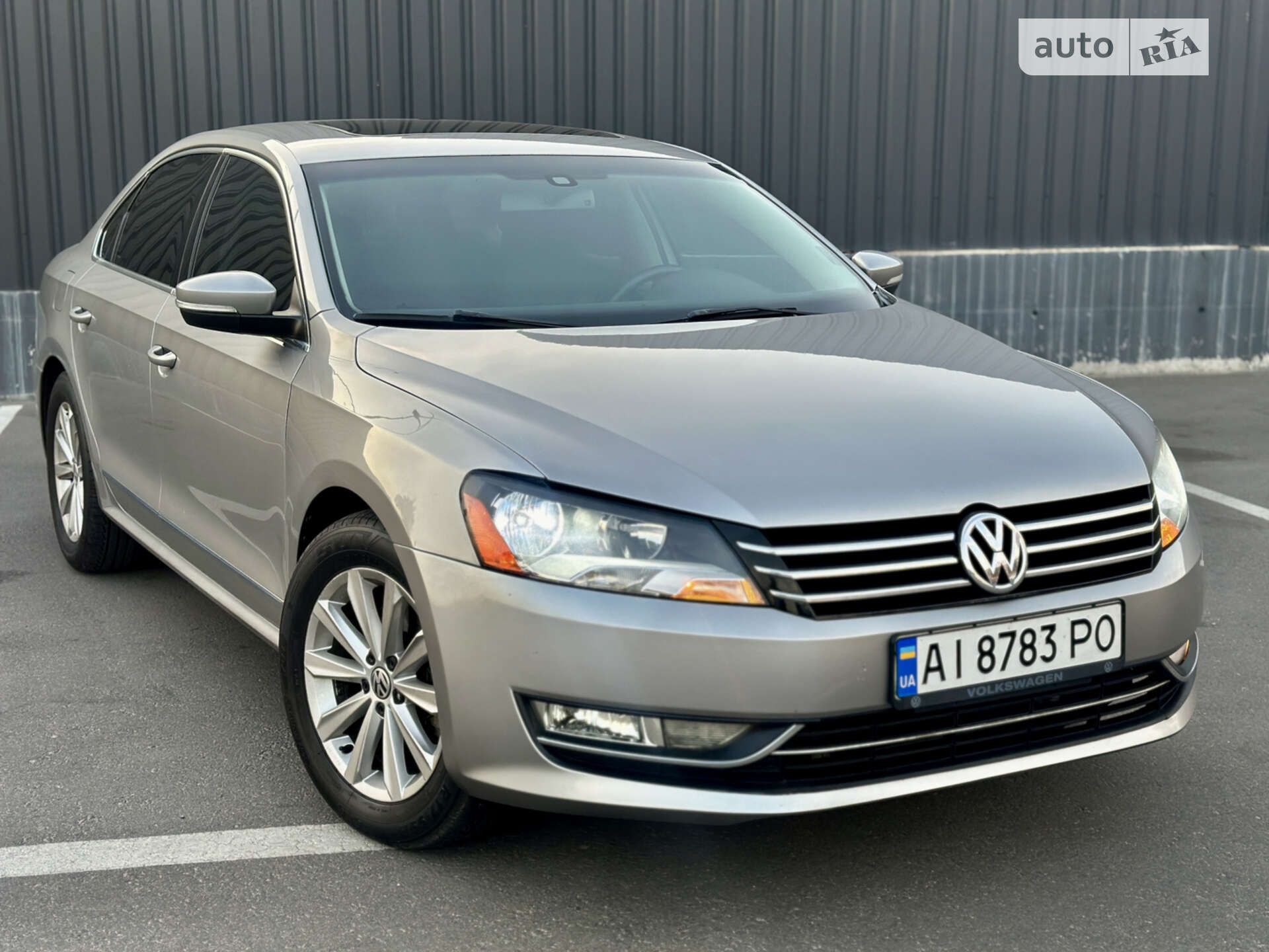 VOLKSWAGEN PASSAT 2014