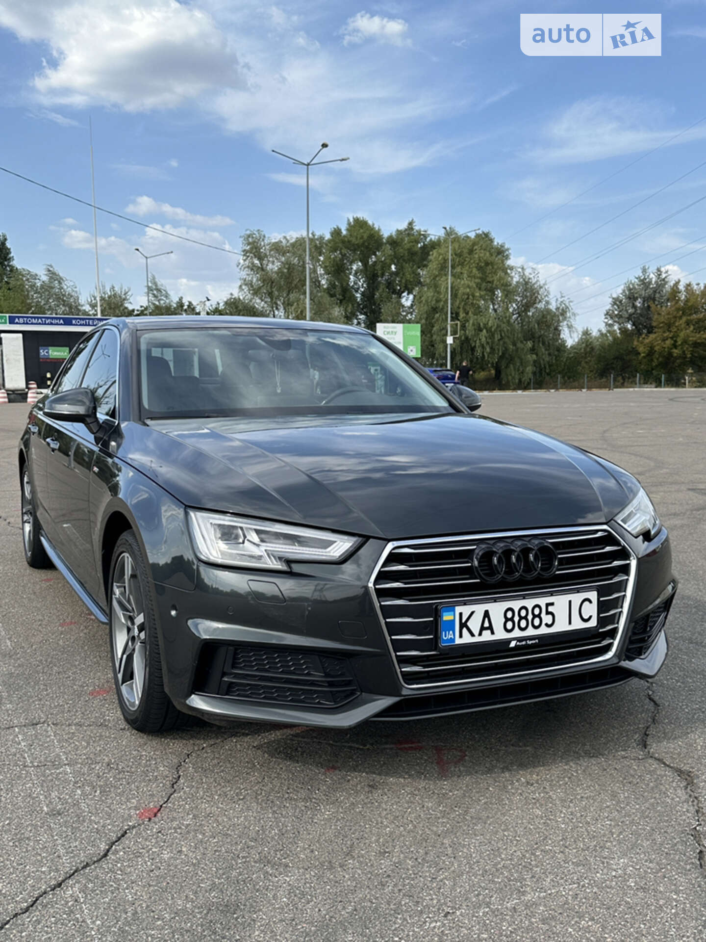 Головне фото звіту автомобіля AUDI A4 2018