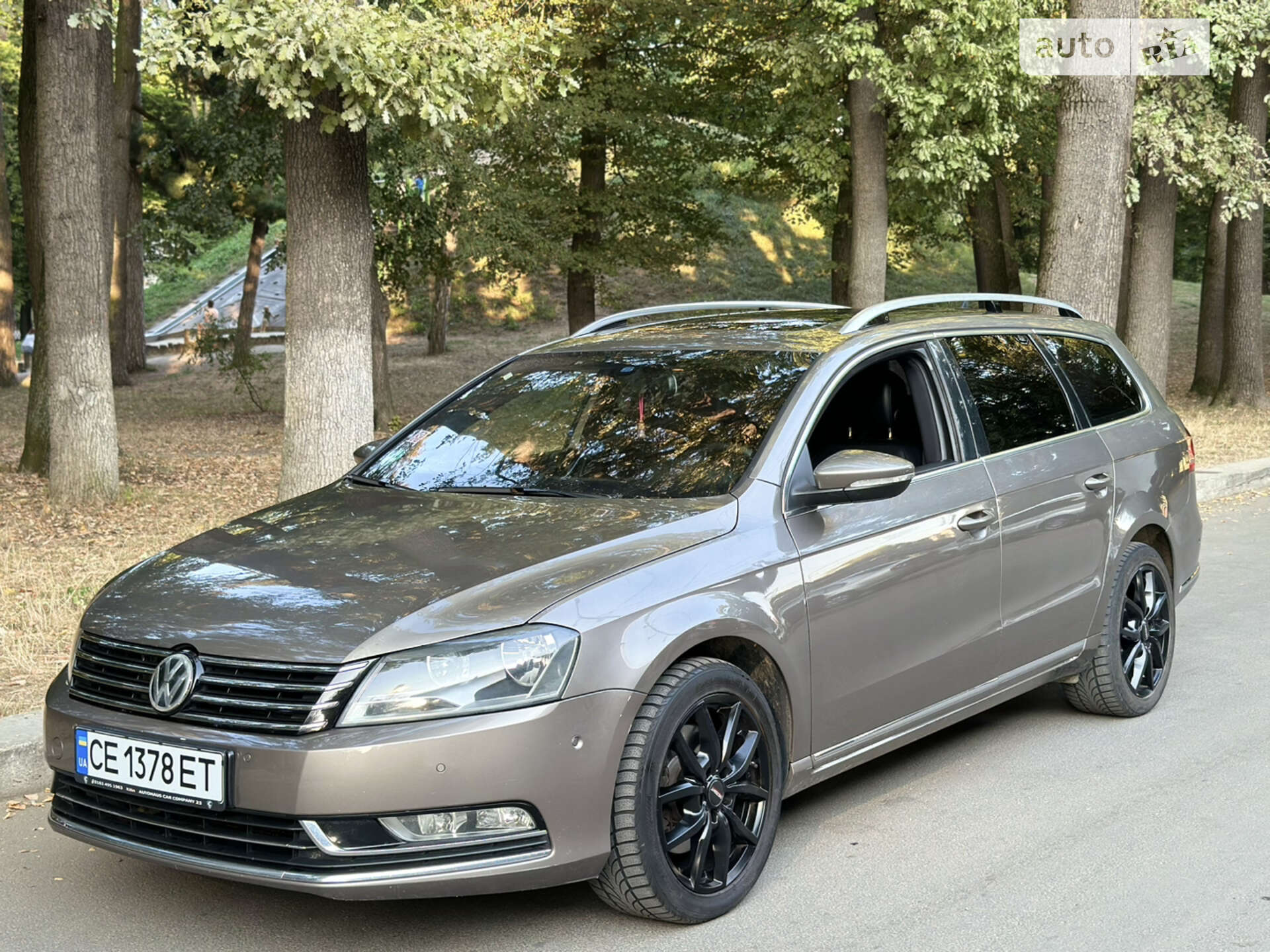 VOLKSWAGEN PASSAT 2010