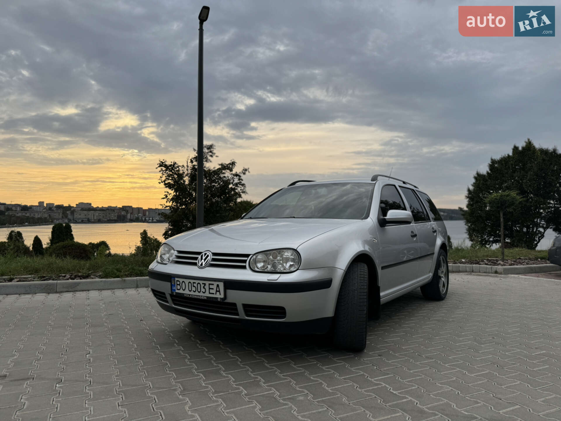 VOLKSWAGEN GOLF 2006