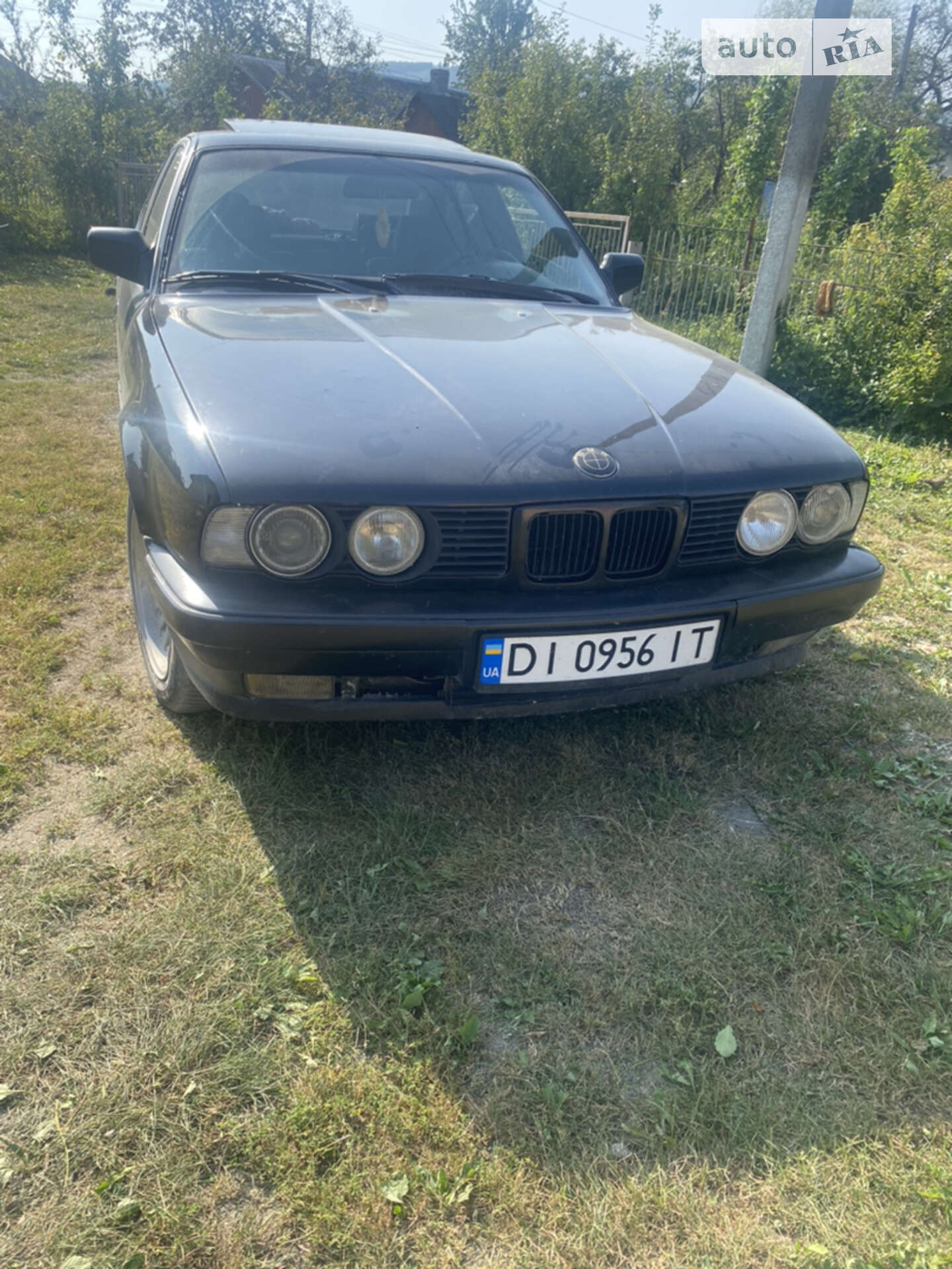 Головне фото звіту автомобіля BMW 520I 1990