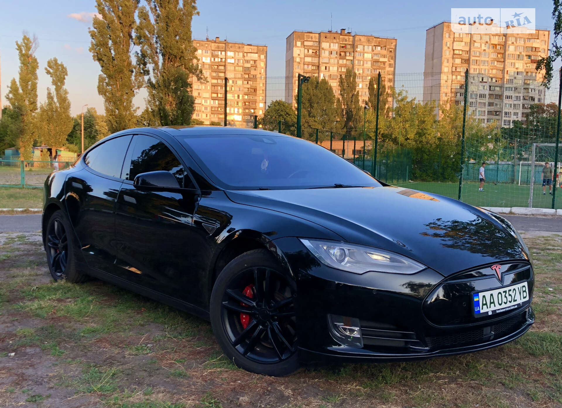 TESLA S 85 2015