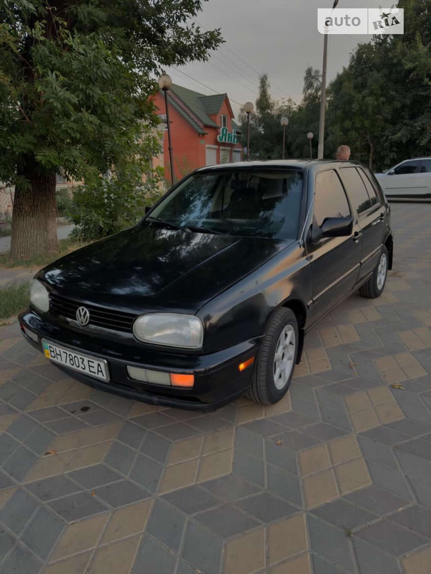 VOLKSWAGEN GOLF 1996