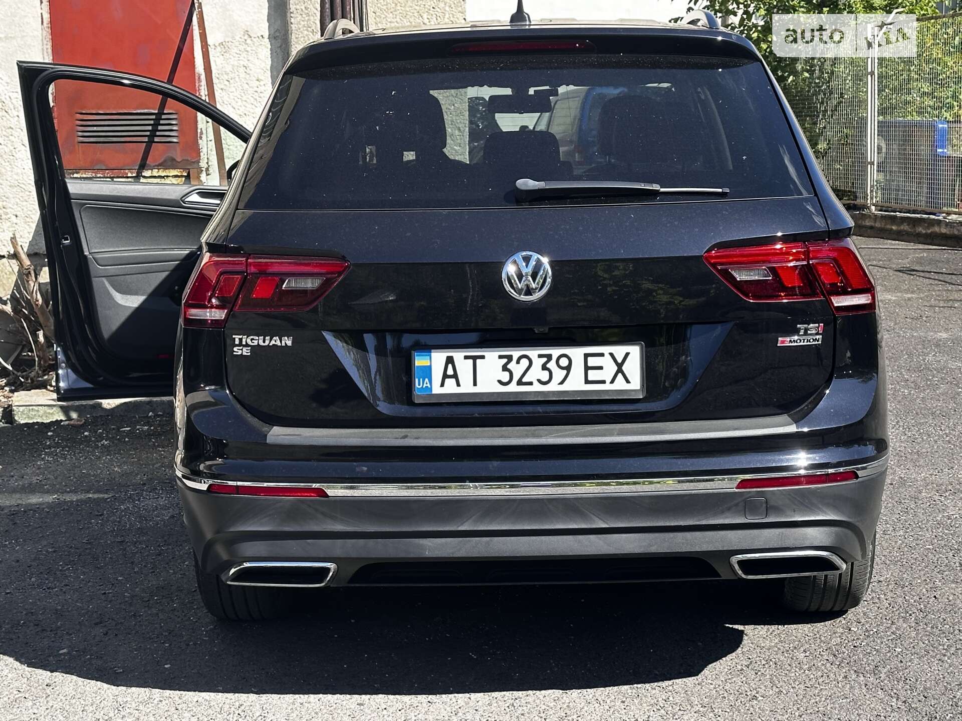 VOLKSWAGEN TIGUAN 2017