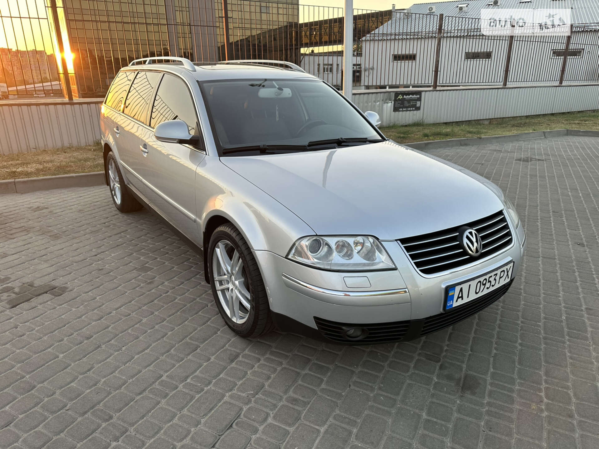 VOLKSWAGEN PASSAT VARIANT 2005