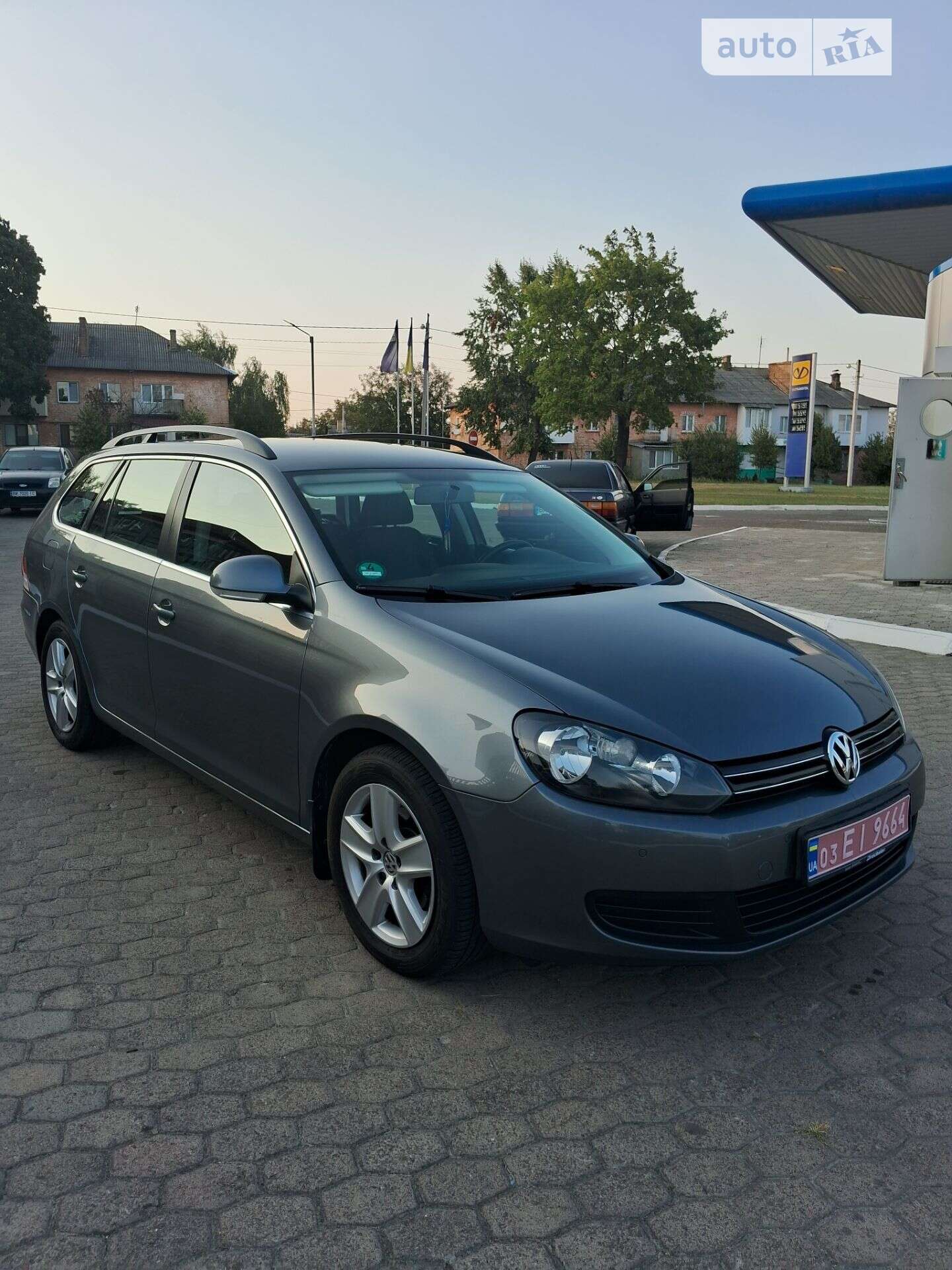 VOLKSWAGEN GOLF 2009
