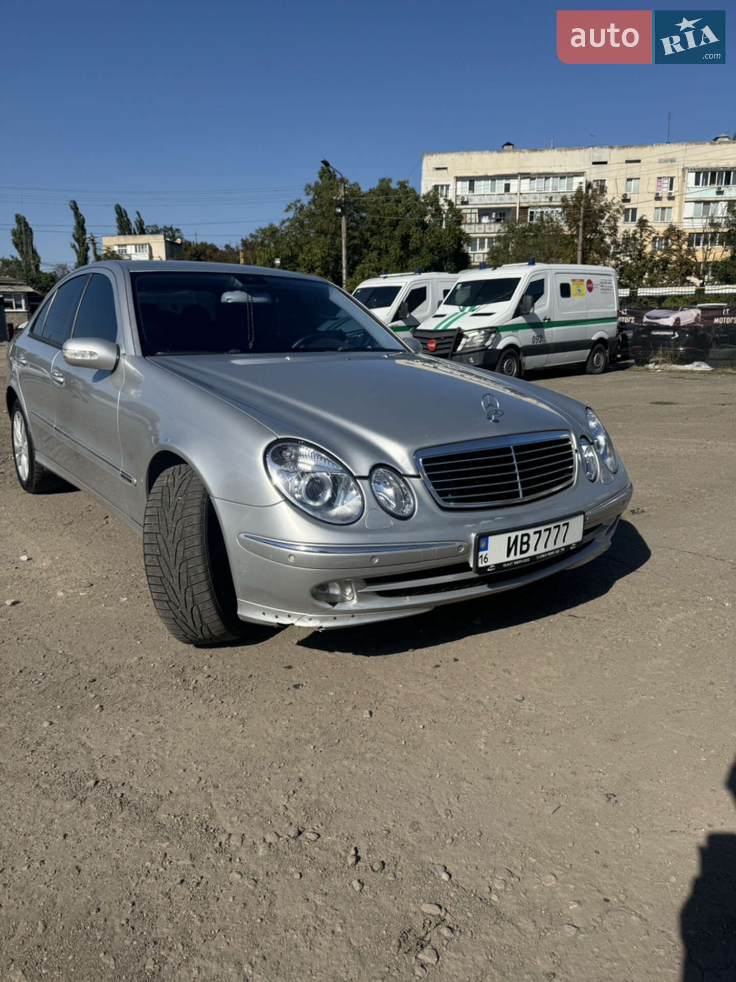 MERCEDES-BENZ E 320 2002