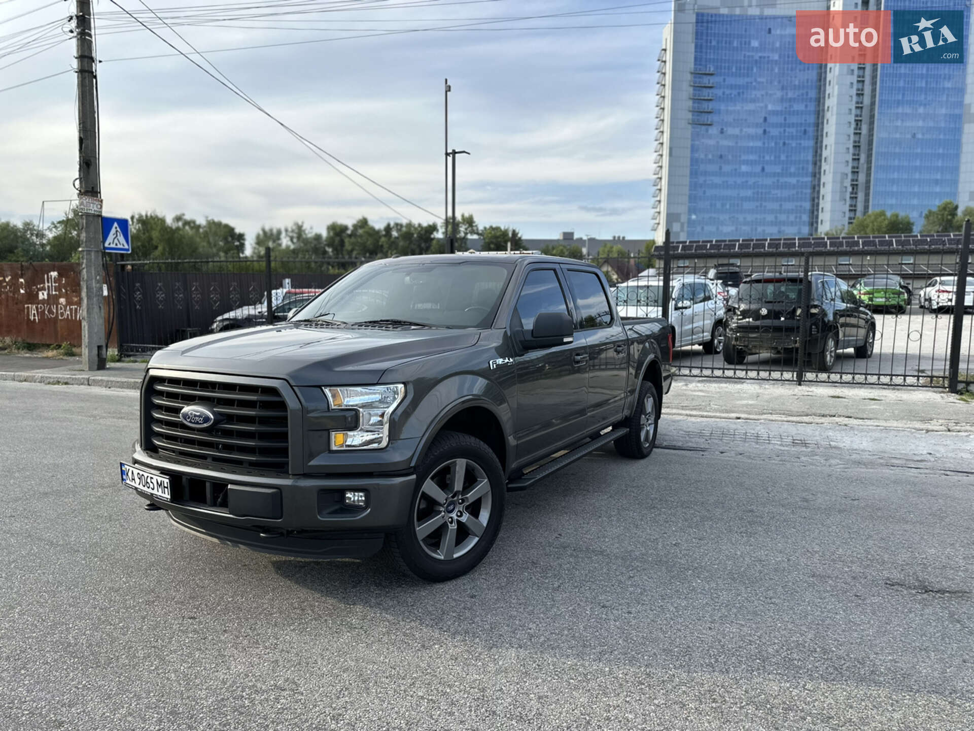 FORD F 150 2015