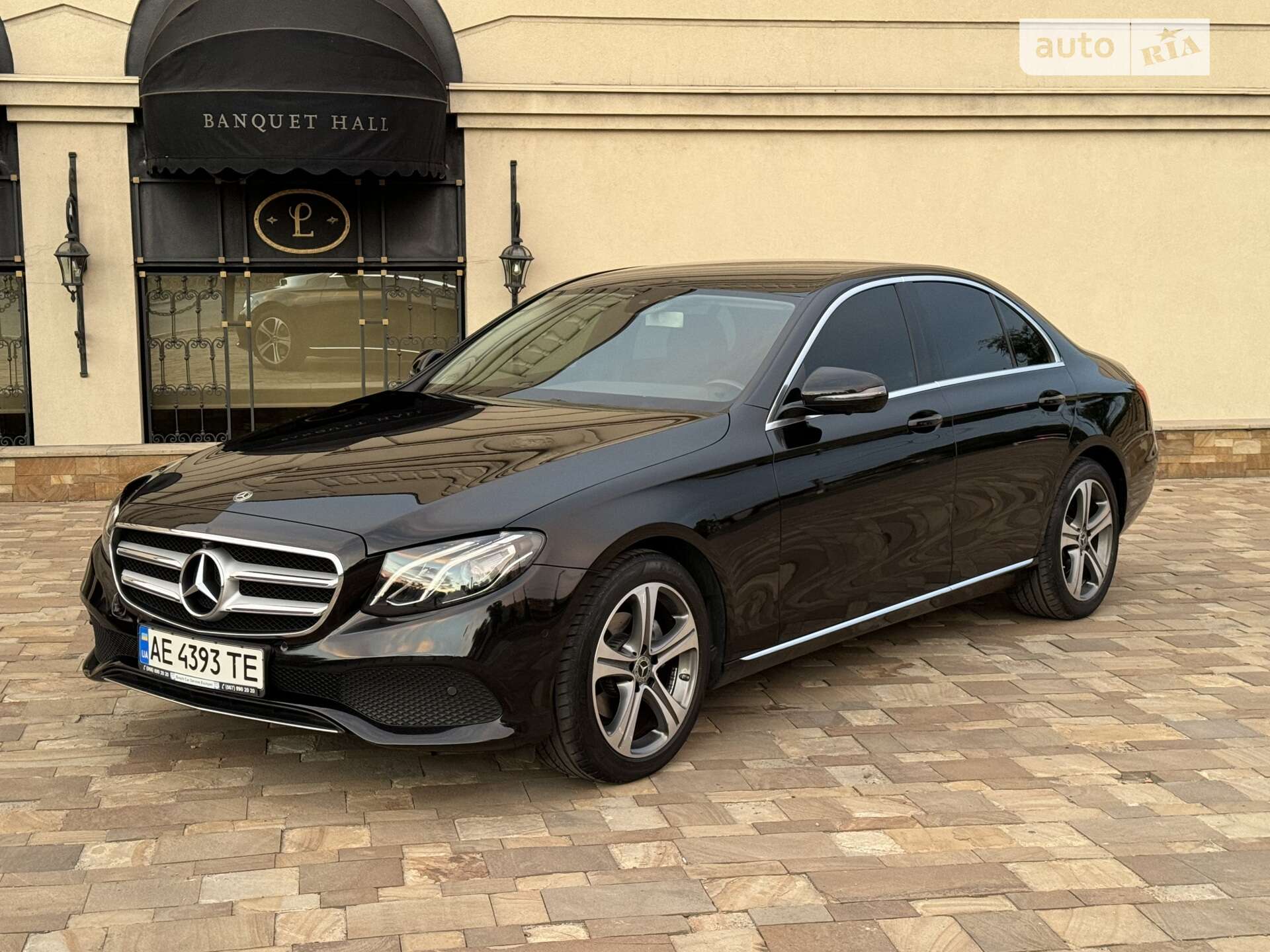 MERCEDES-BENZ E 220 2017