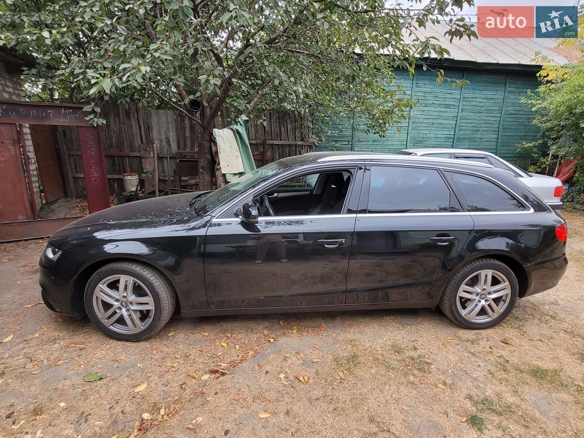 AUDI A4 2011