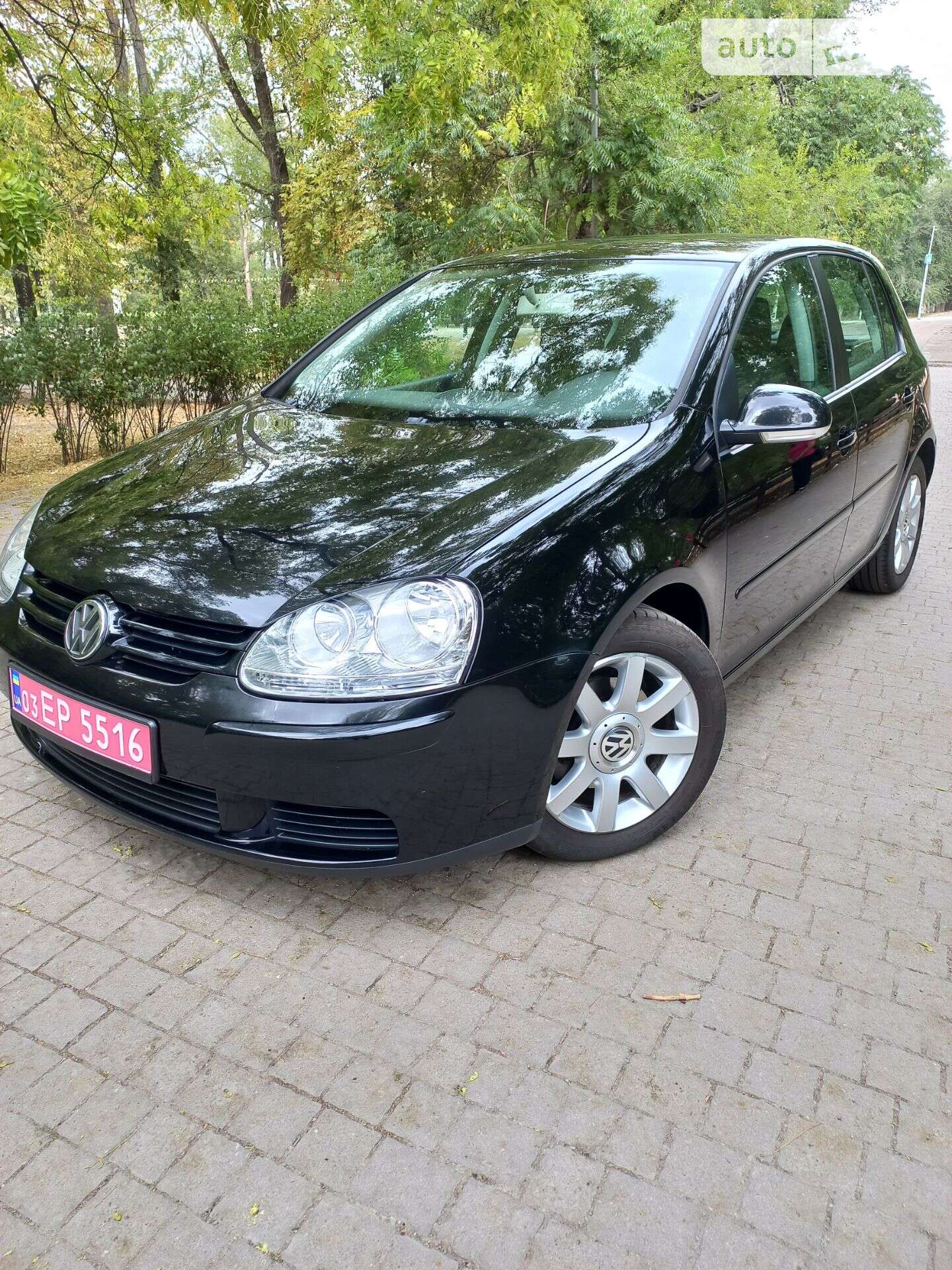 VOLKSWAGEN GOLF 2004
