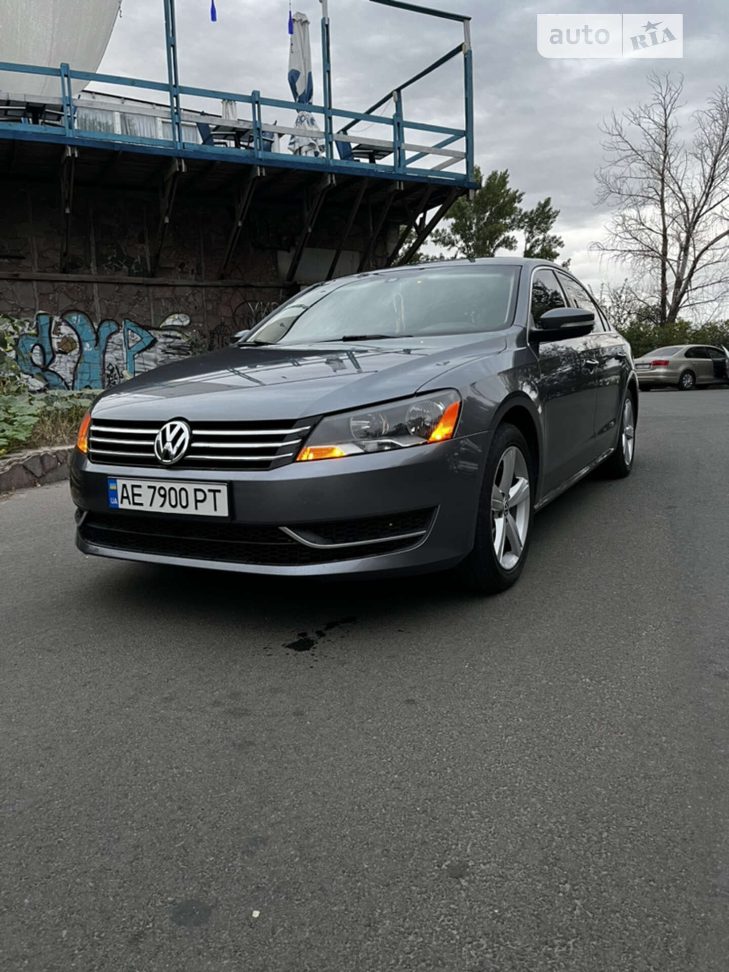 VOLKSWAGEN PASSAT 2014