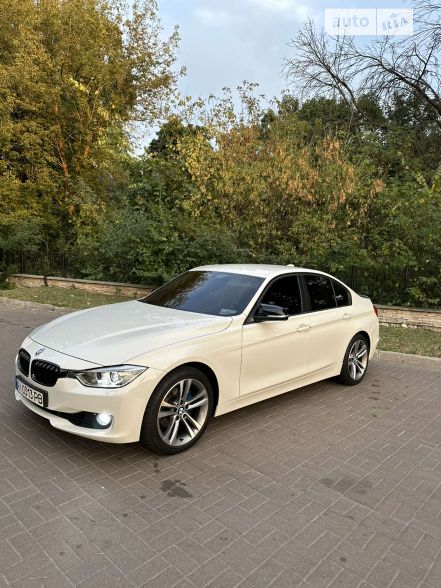 BMW 320I 2012