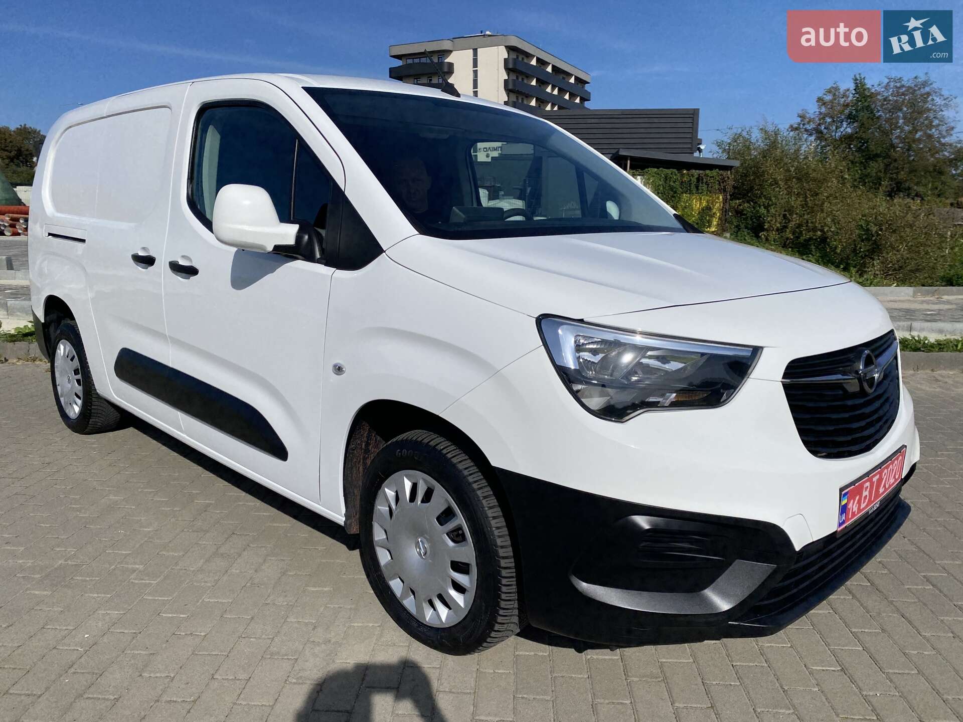OPEL COMBO 2020