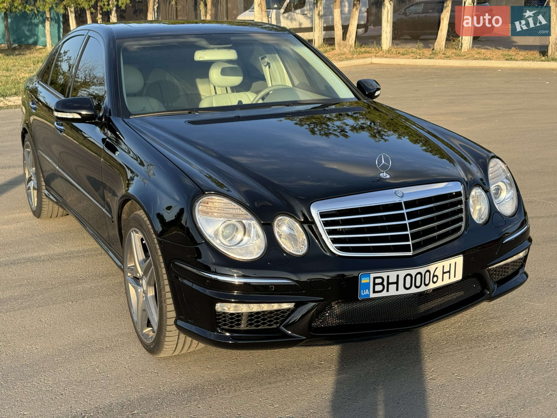 MERCEDES-BENZ E 500 2002