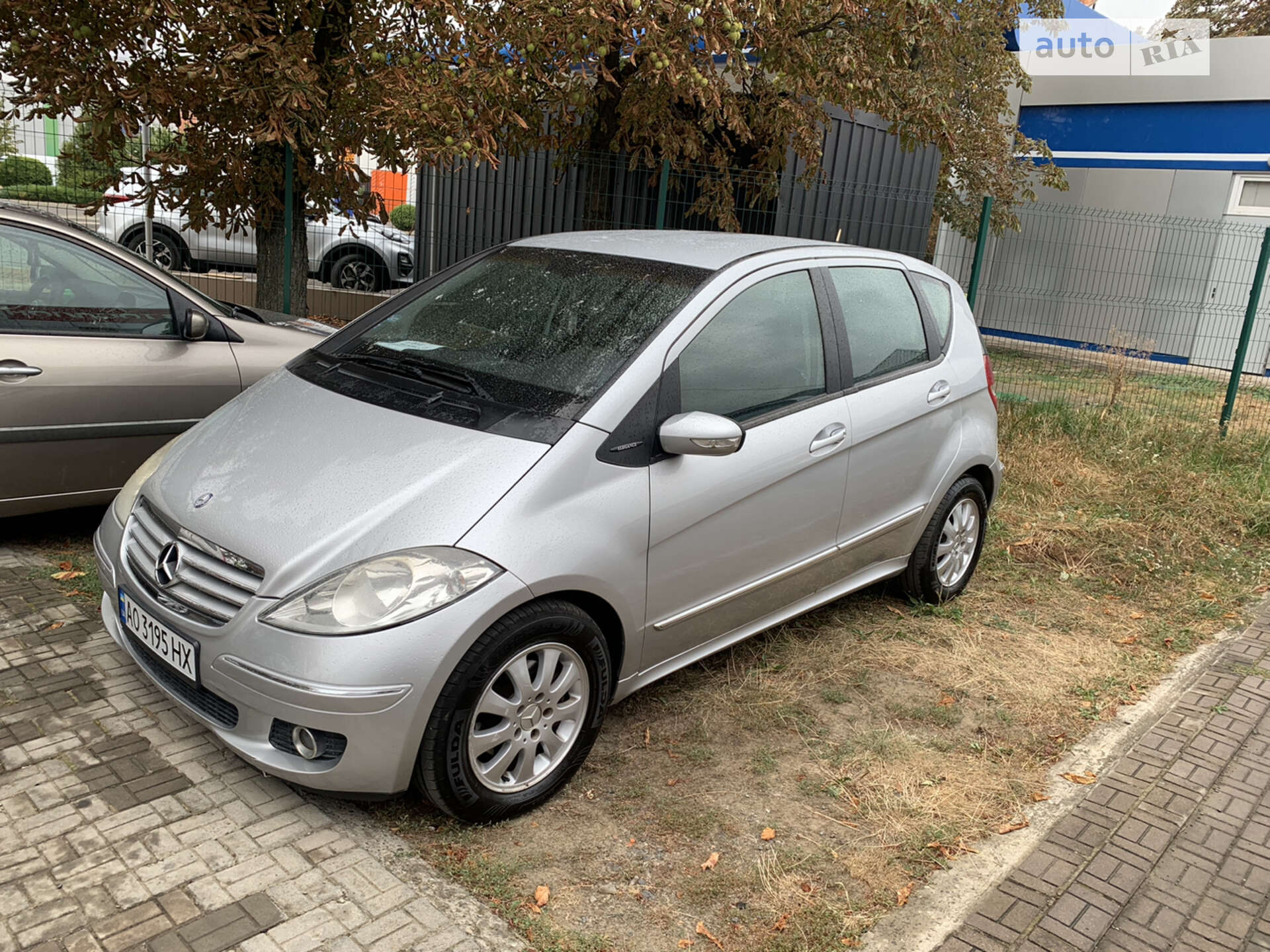 MERCEDES-BENZ A 180 2005