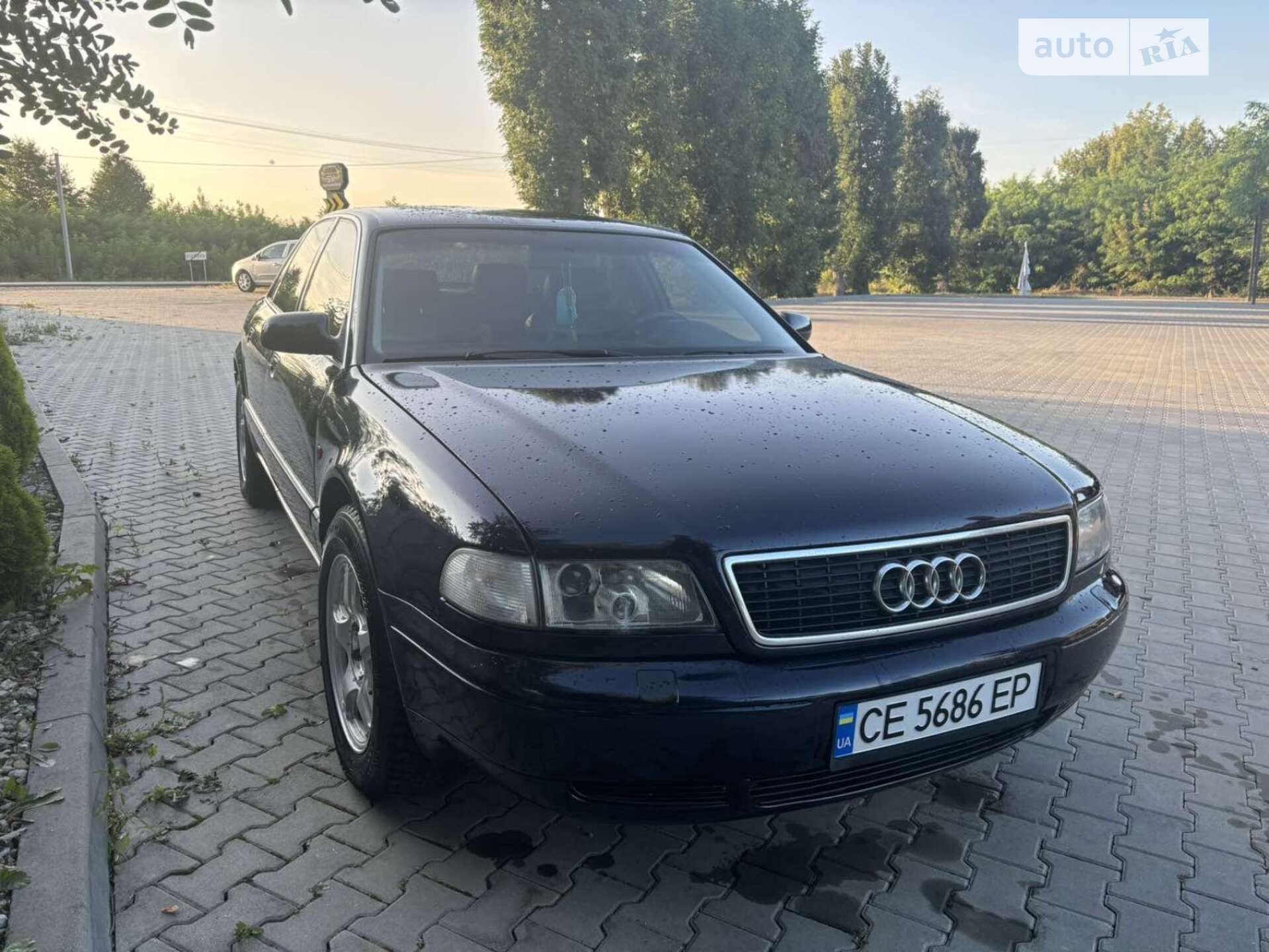 AUDI A8 1998