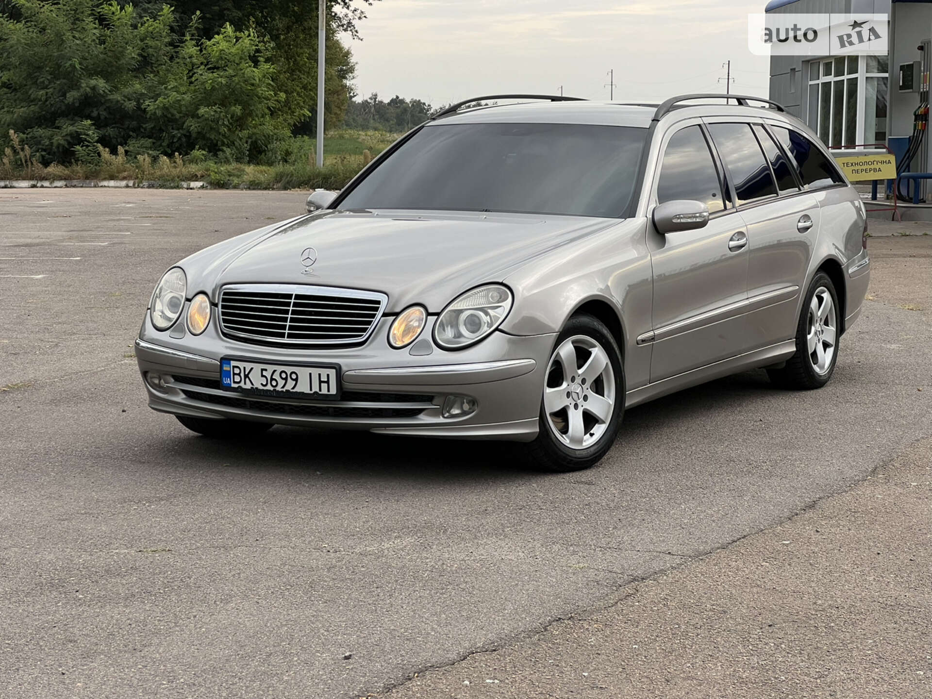 Mercedes-Benz E-Class 2004