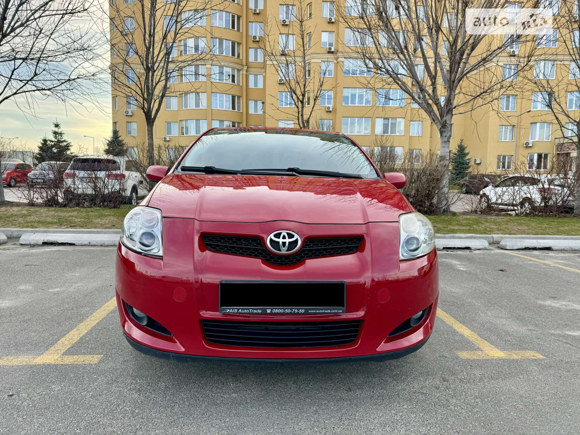 TOYOTA AURIS