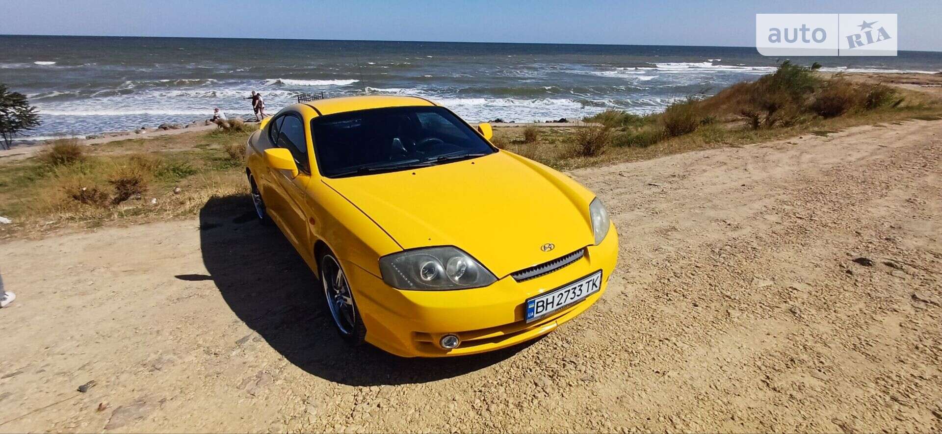 HYUNDAI COUPE 2002