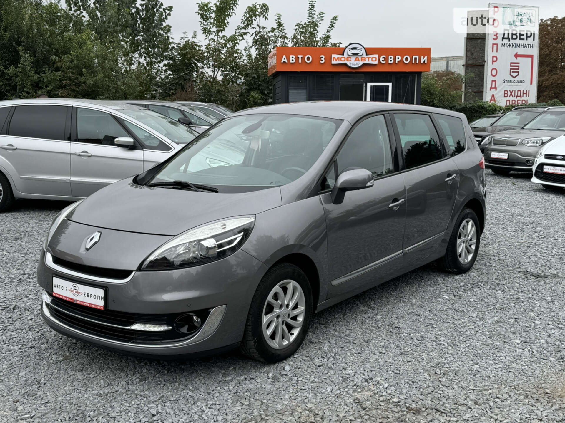RENAULT GRAND SCENIC 2012