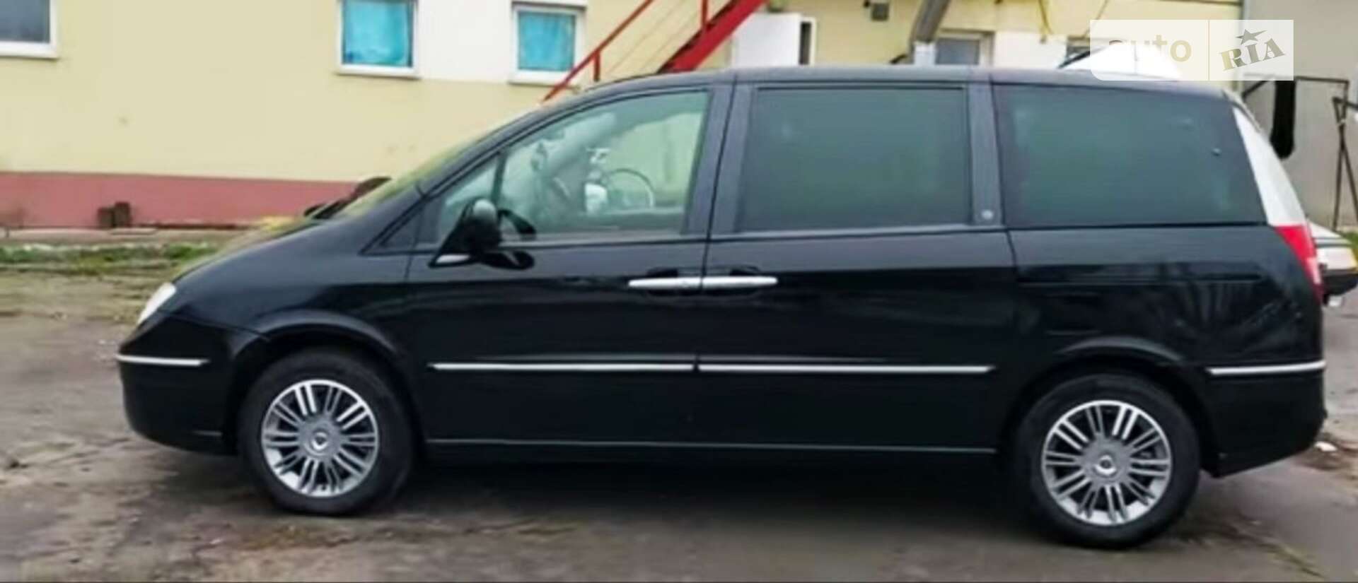 LANCIA PHEDRA 2004