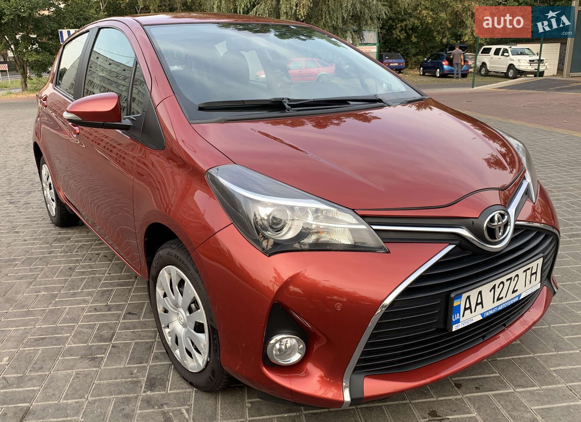 TOYOTA YARIS 2014