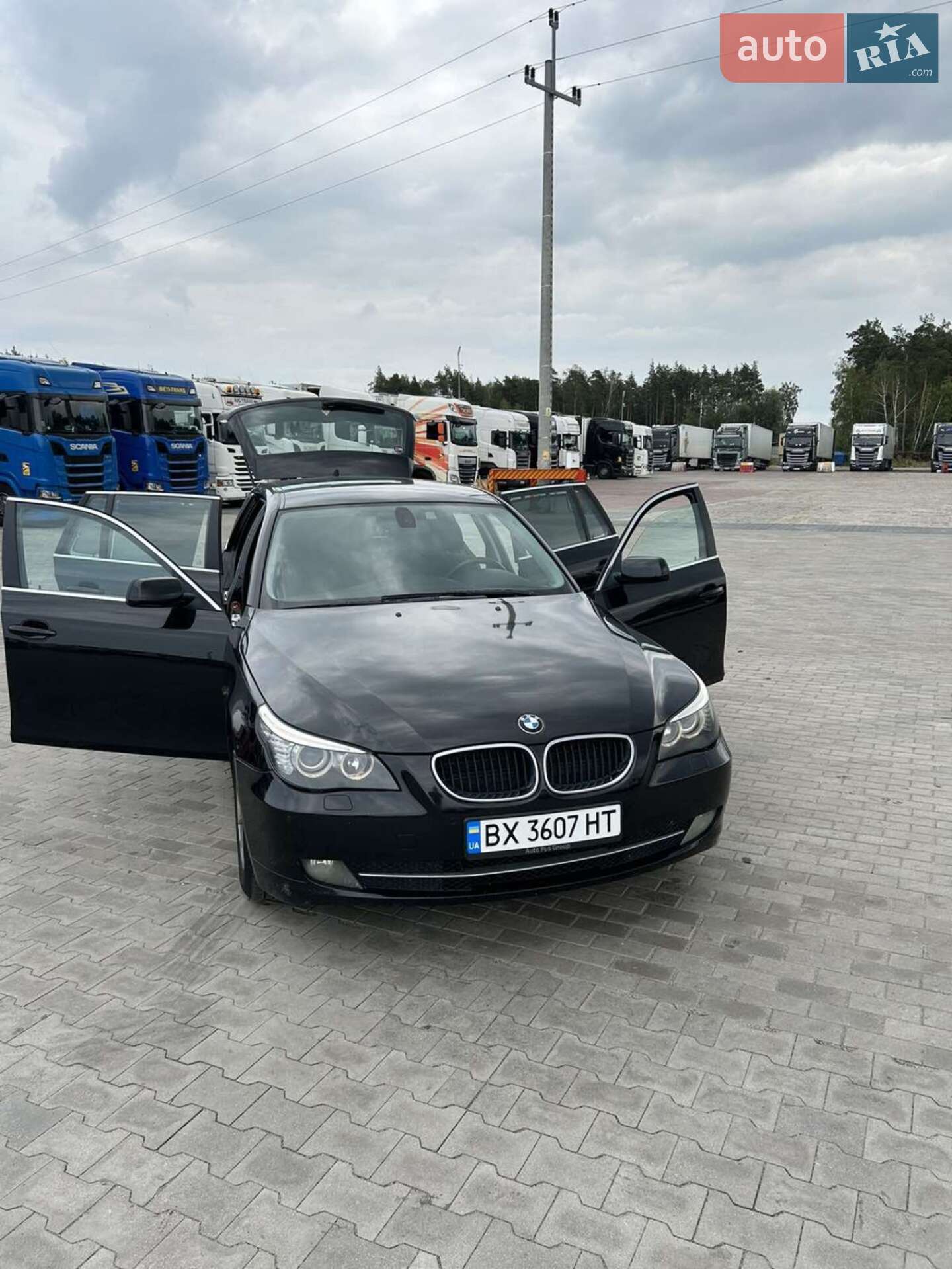 BMW 520I 2008