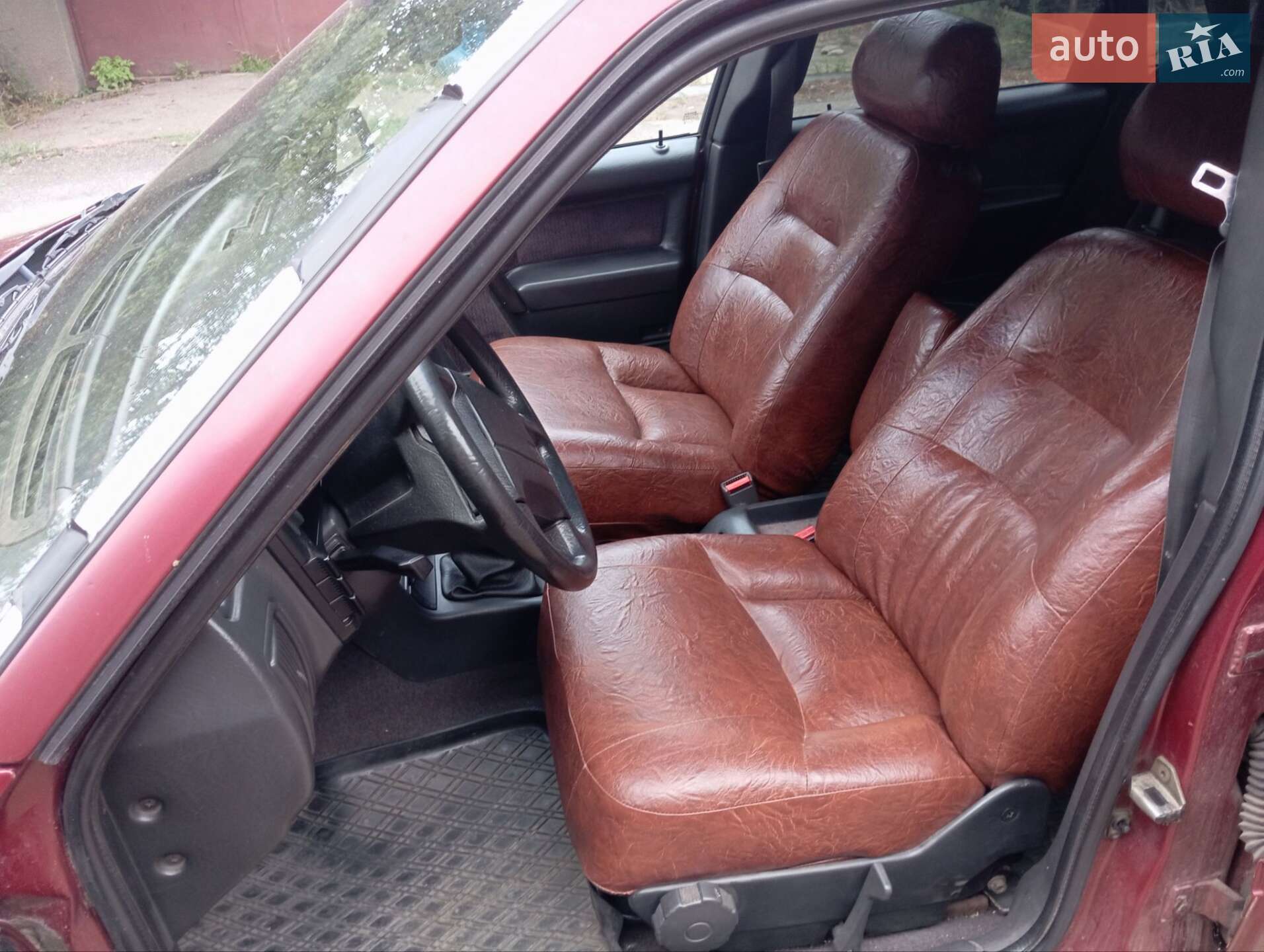 VOLVO 460 1.7 GL 1996