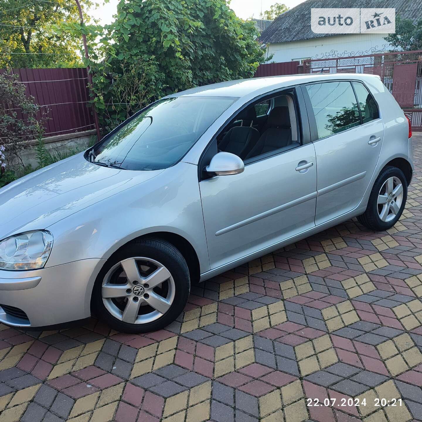 VOLKSWAGEN GOLF 2006