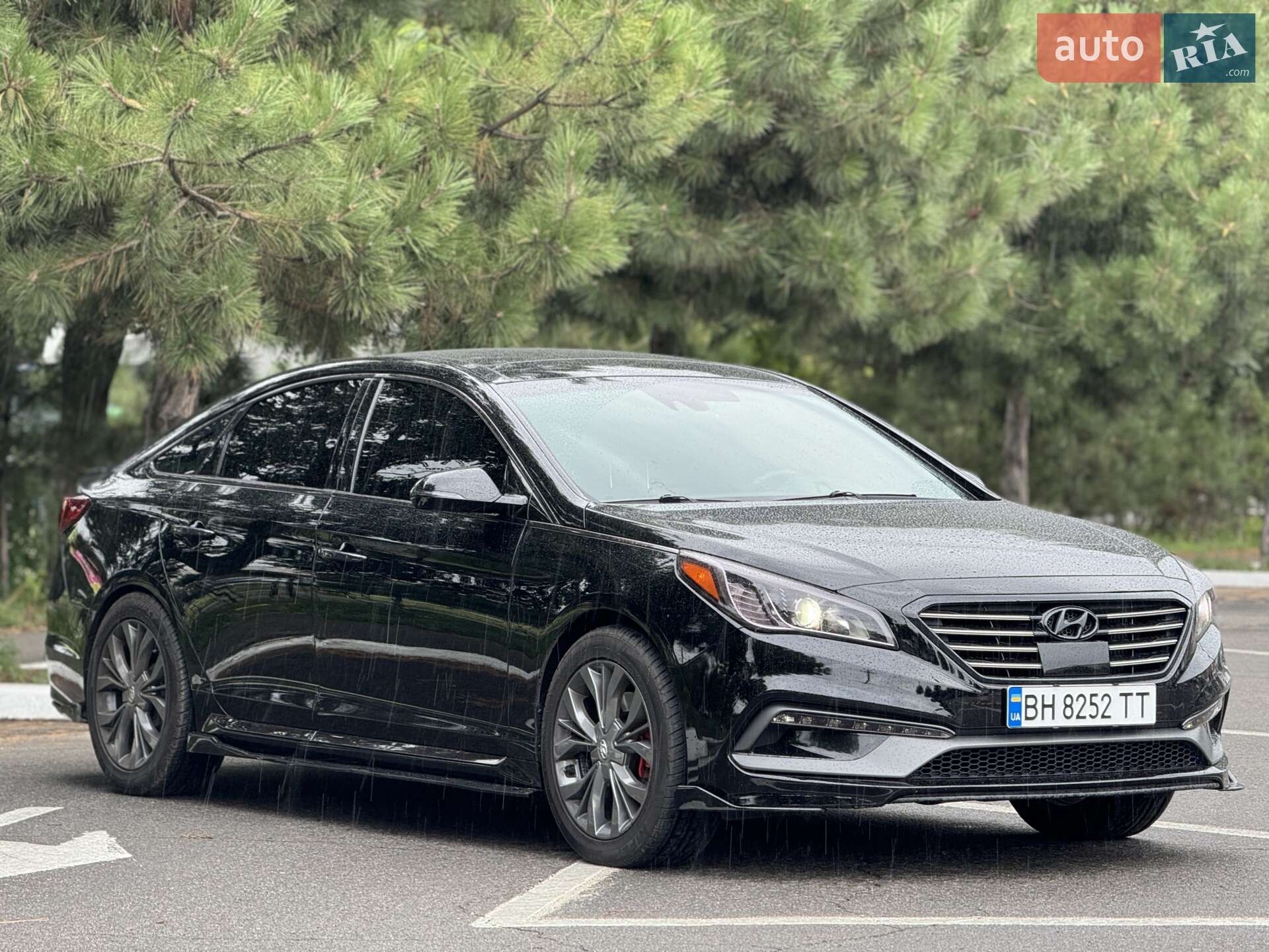 Головне фото звіту автомобіля HYUNDAI SONATA 2014