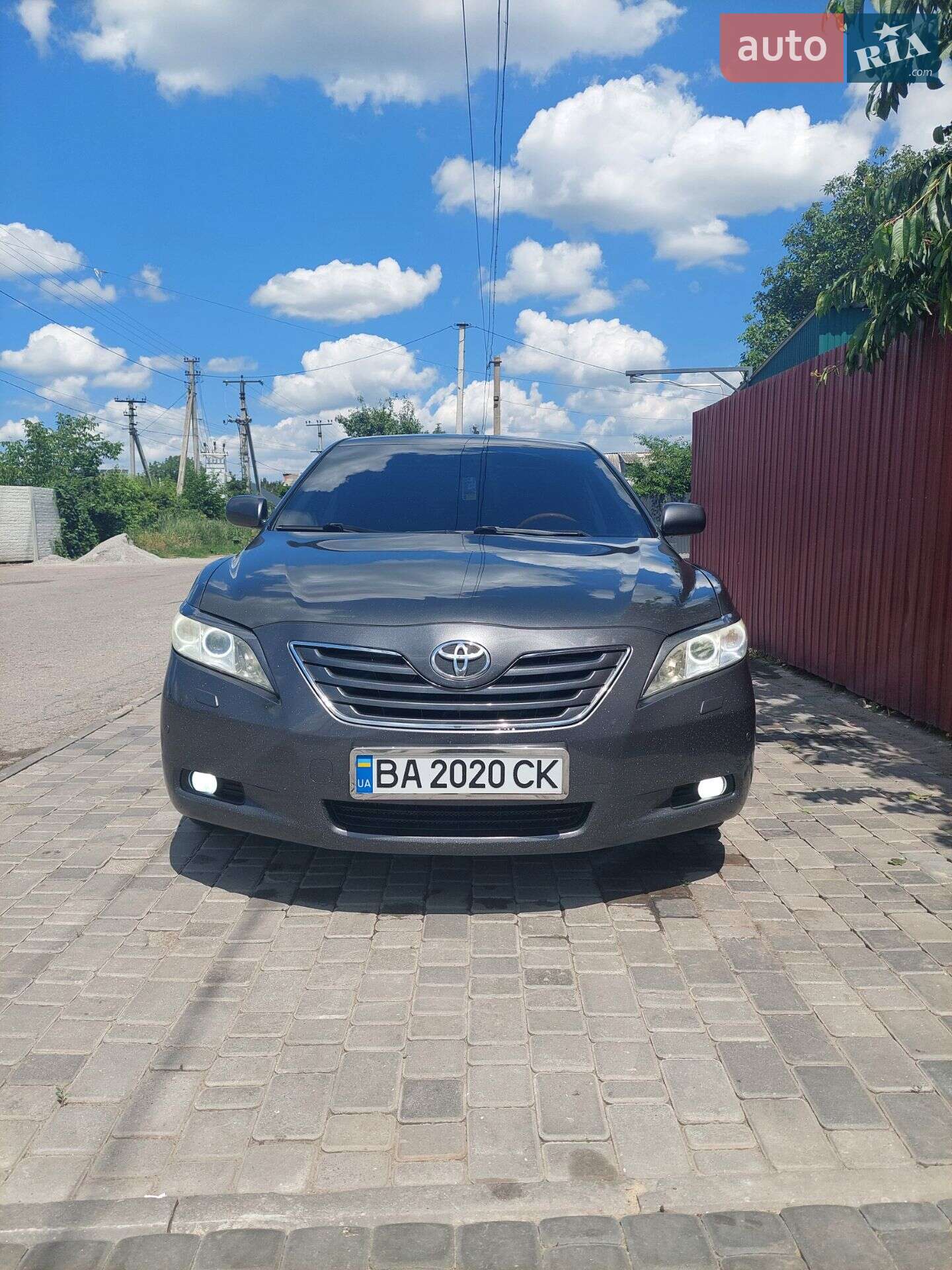TOYOTA CAMRY