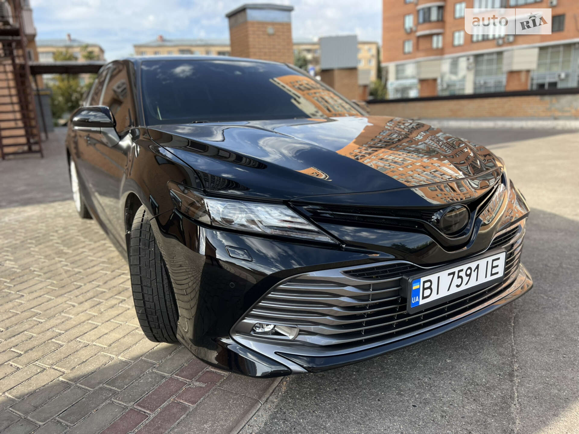 TOYOTA CAMRY