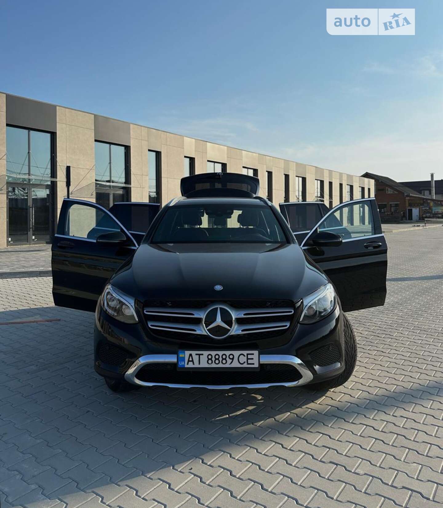 MERCEDES-BENZ GLC 220D 2015