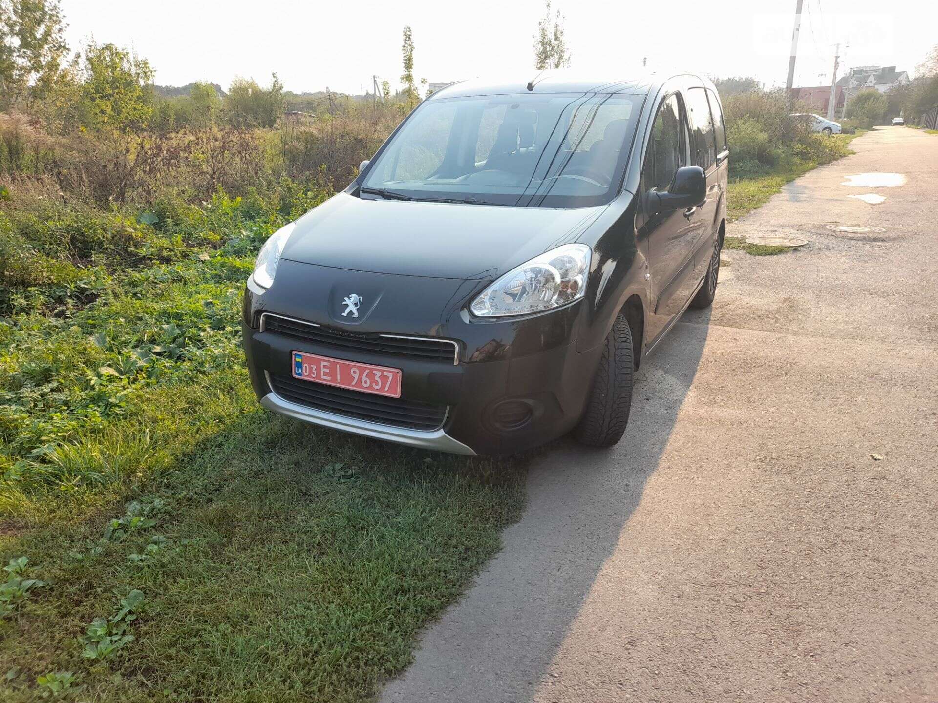 PEUGEOT PARTNER 2012