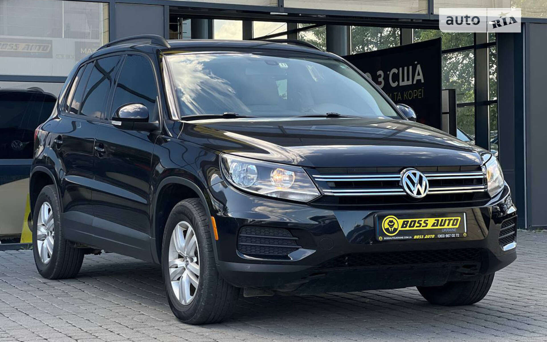 VOLKSWAGEN TIGUAN 2016