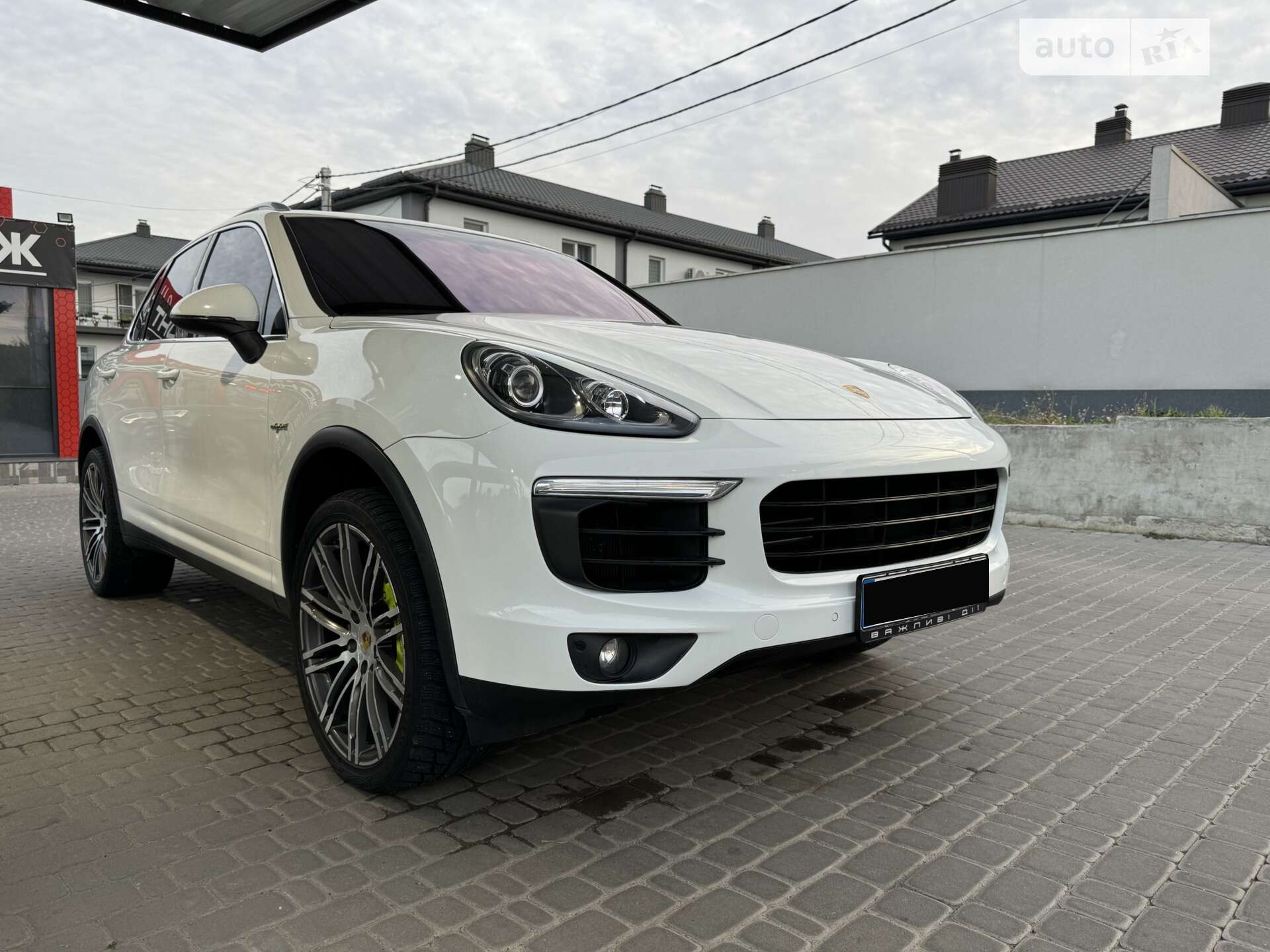 PORSCHE CAYENNE 2015