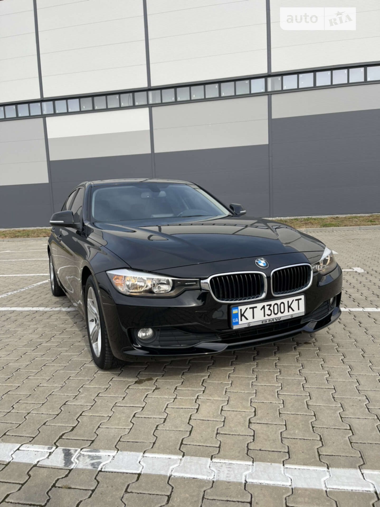 BMW 320I 2014