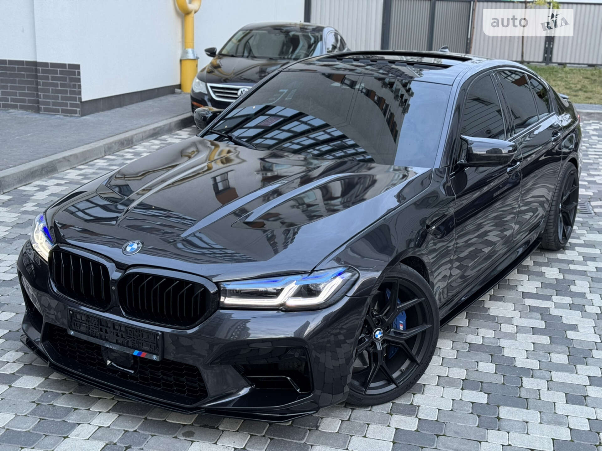 BMW M550XI 2017