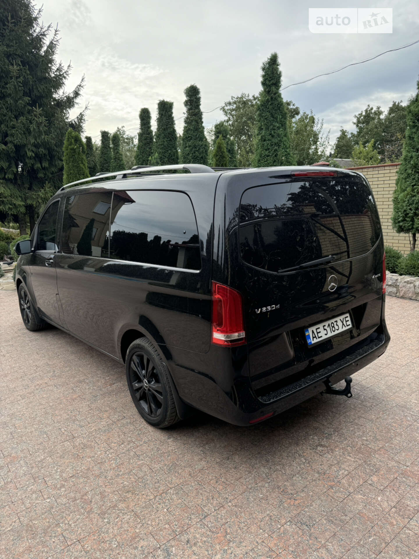 MERCEDES-BENZ V 250 2016