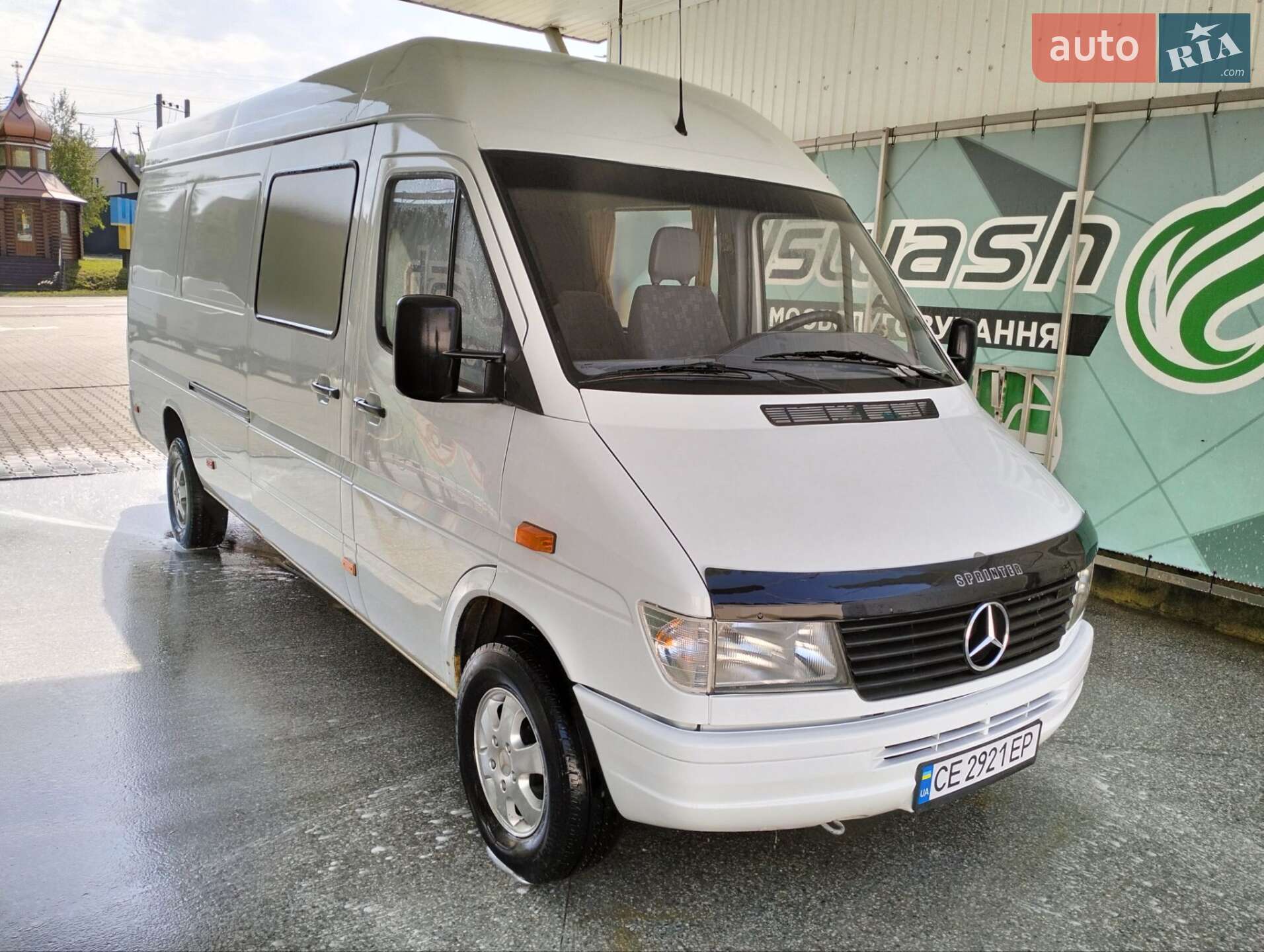 MERCEDES-BENZ 312D 1999