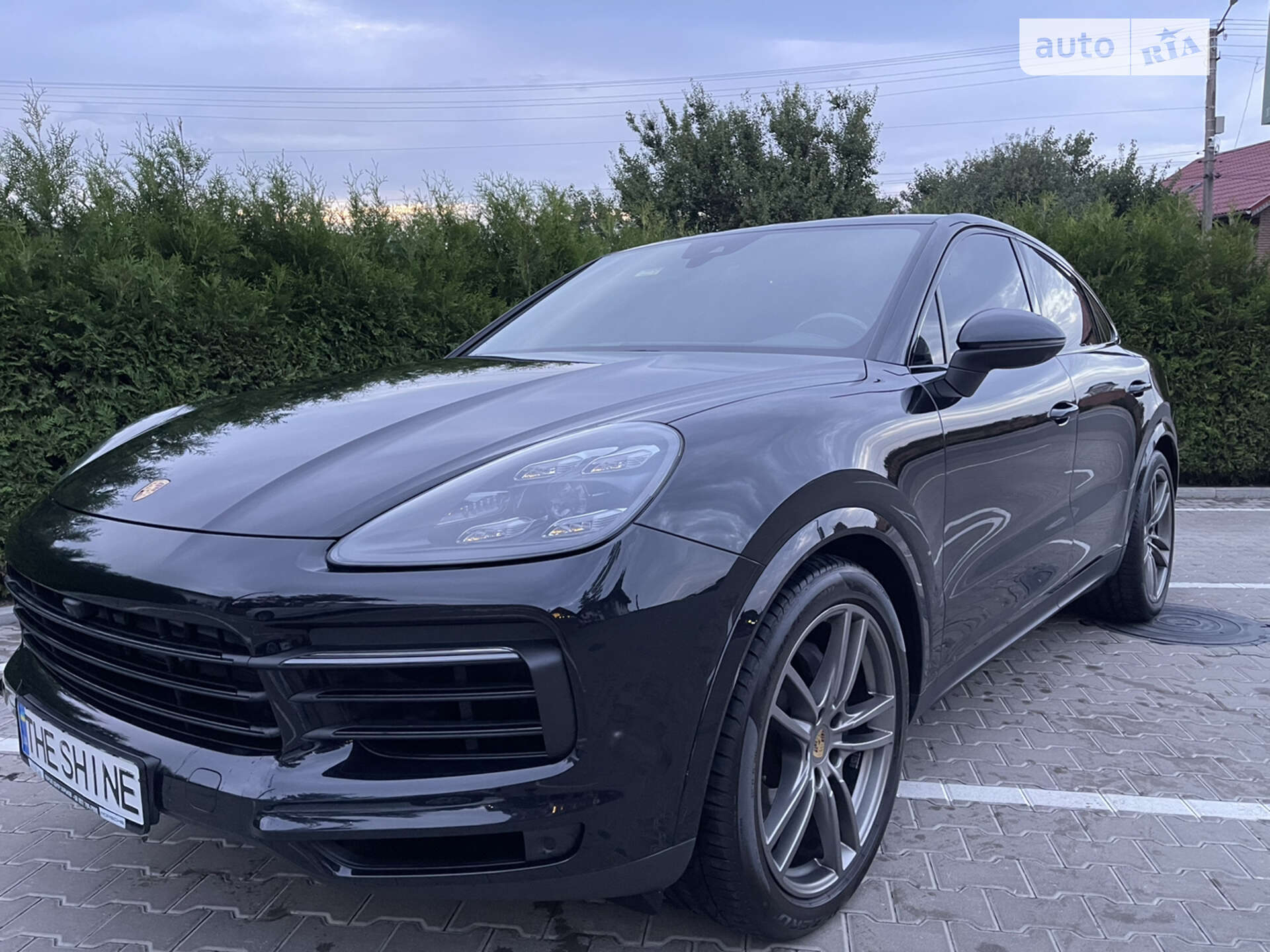 Головне фото звіту автомобіля PORSCHE CAYENNE 2019