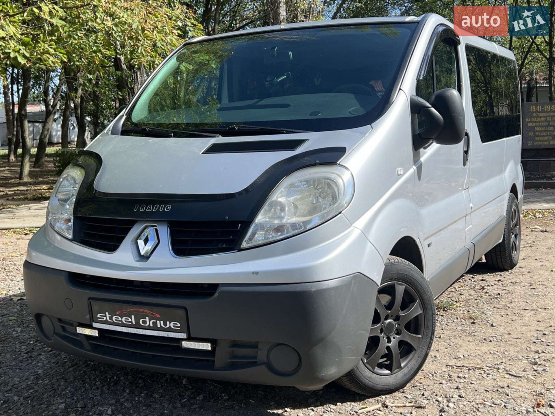 RENAULT TRAFIC 2008