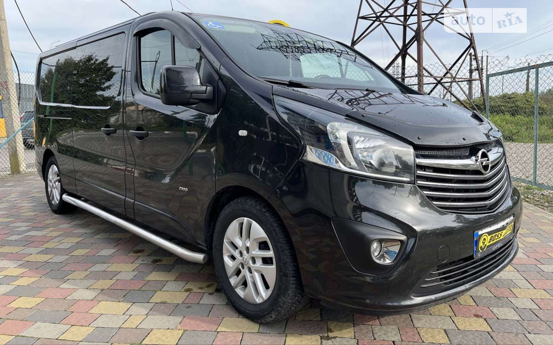 OPEL VIVARO 2016