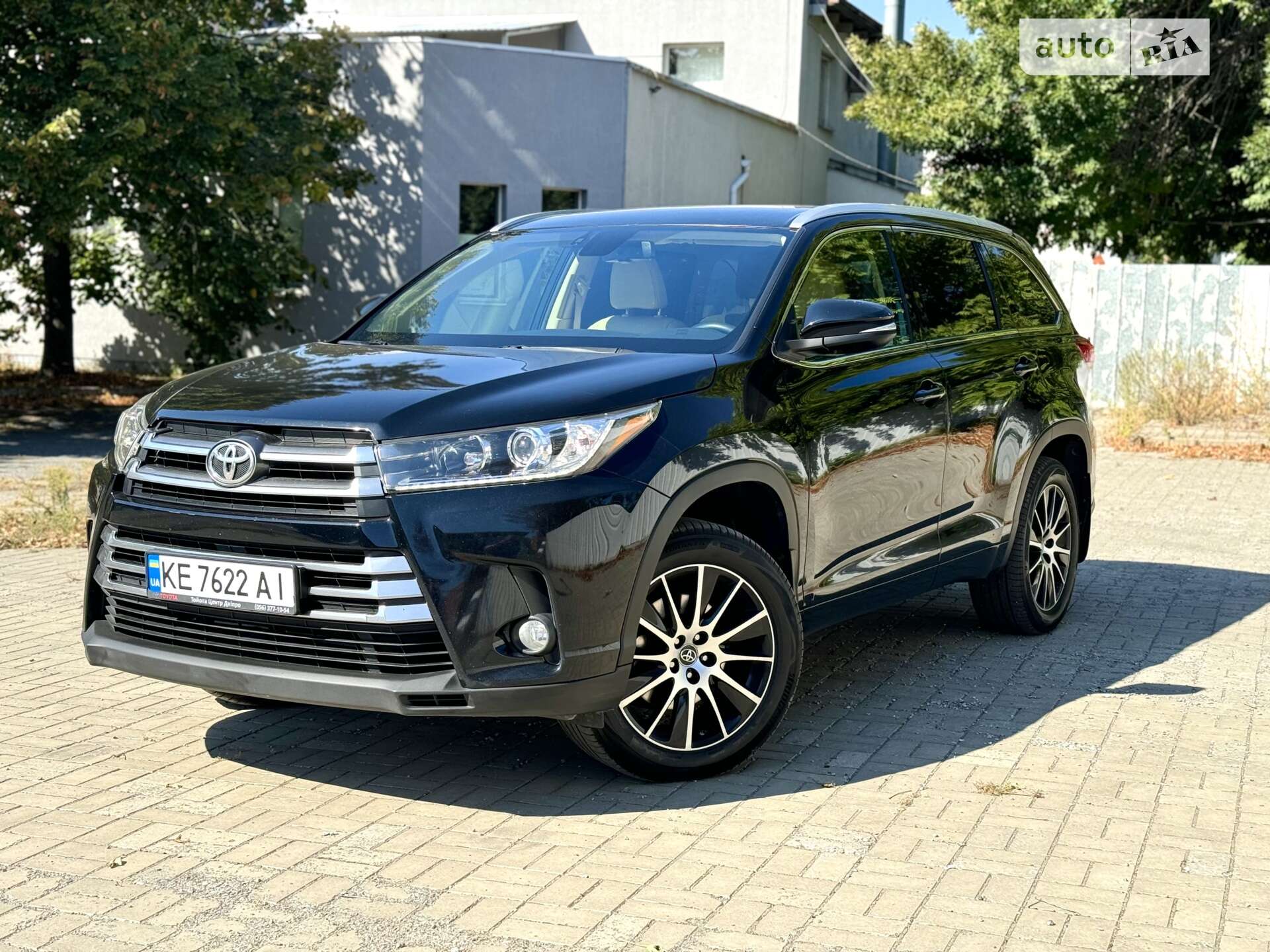 TOYOTA HIGHLANDER 2019