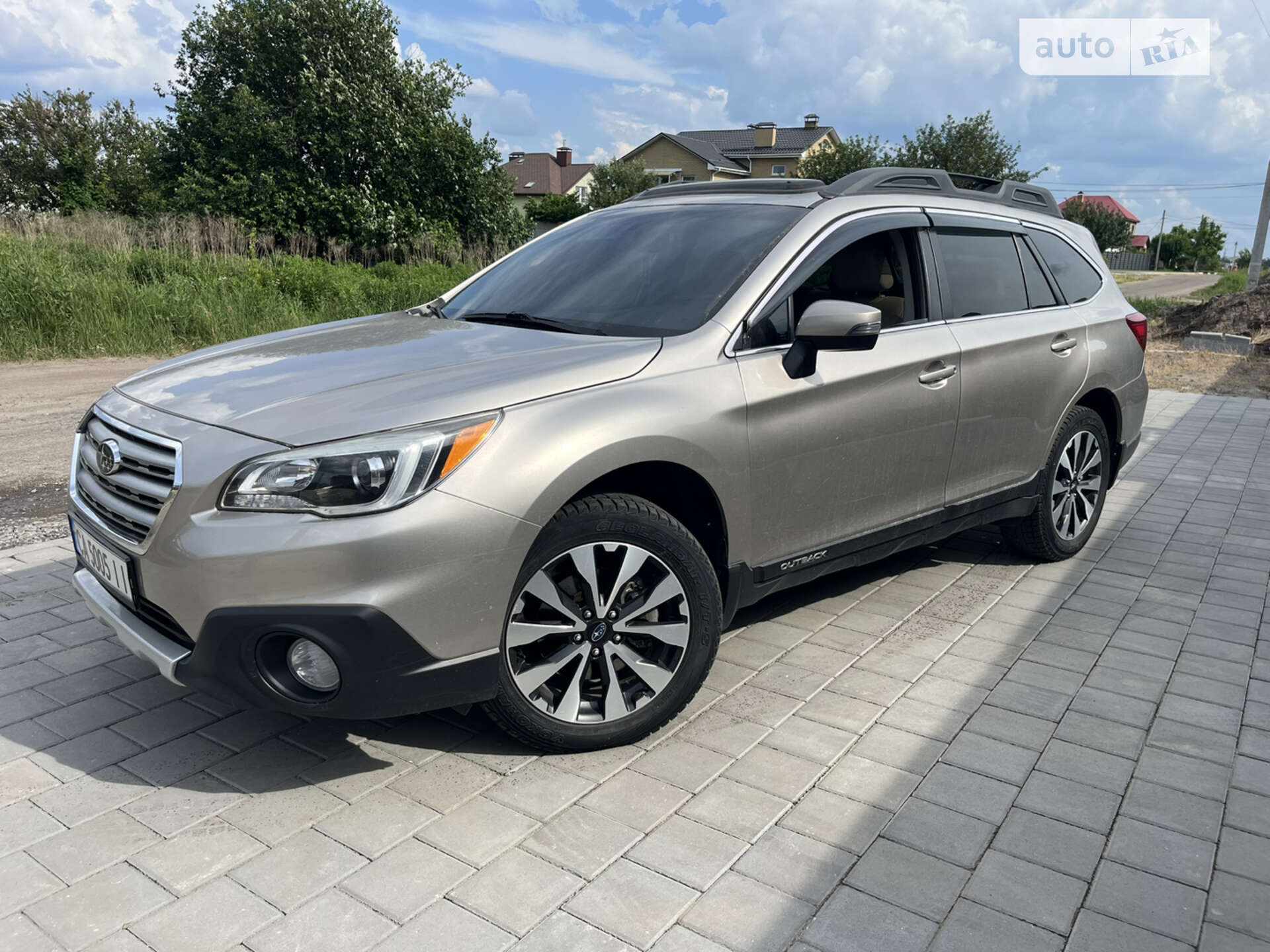 SUBARU OUTBACK 2014