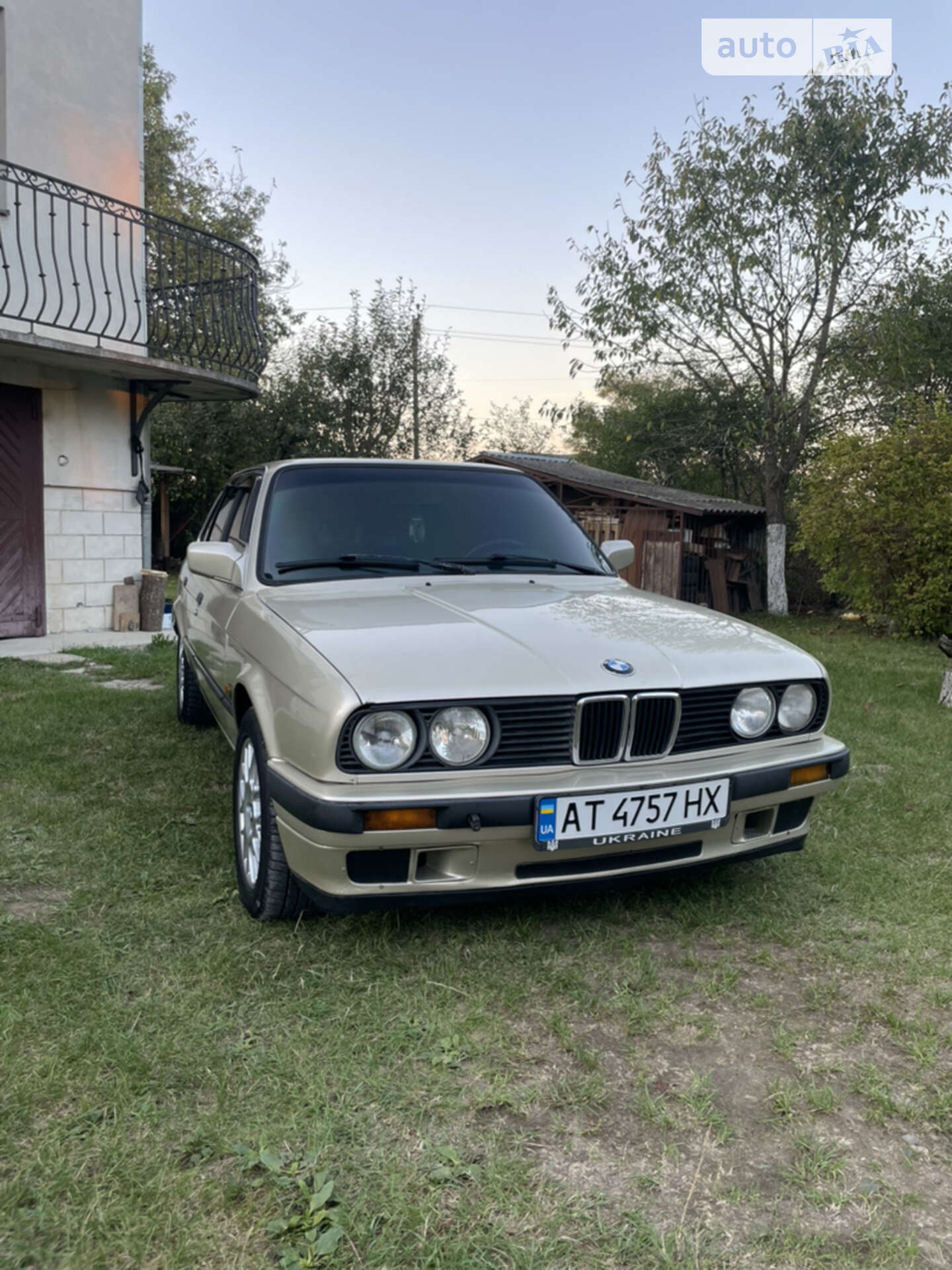 BMW 318I 1987