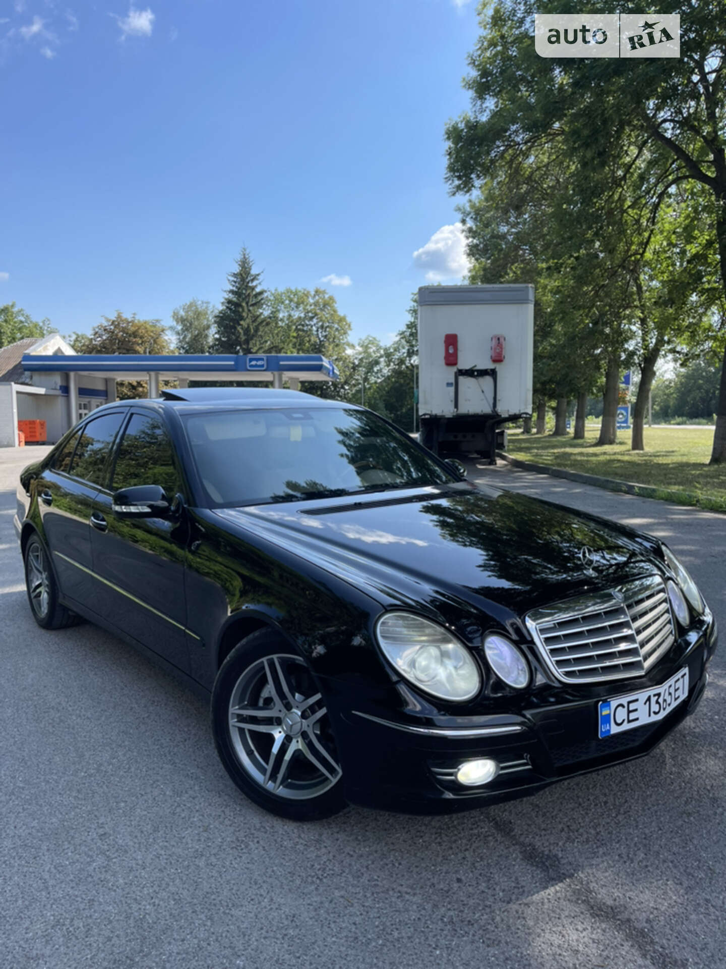 Головне фото звіту автомобіля MERCEDES-BENZ E 200 2007