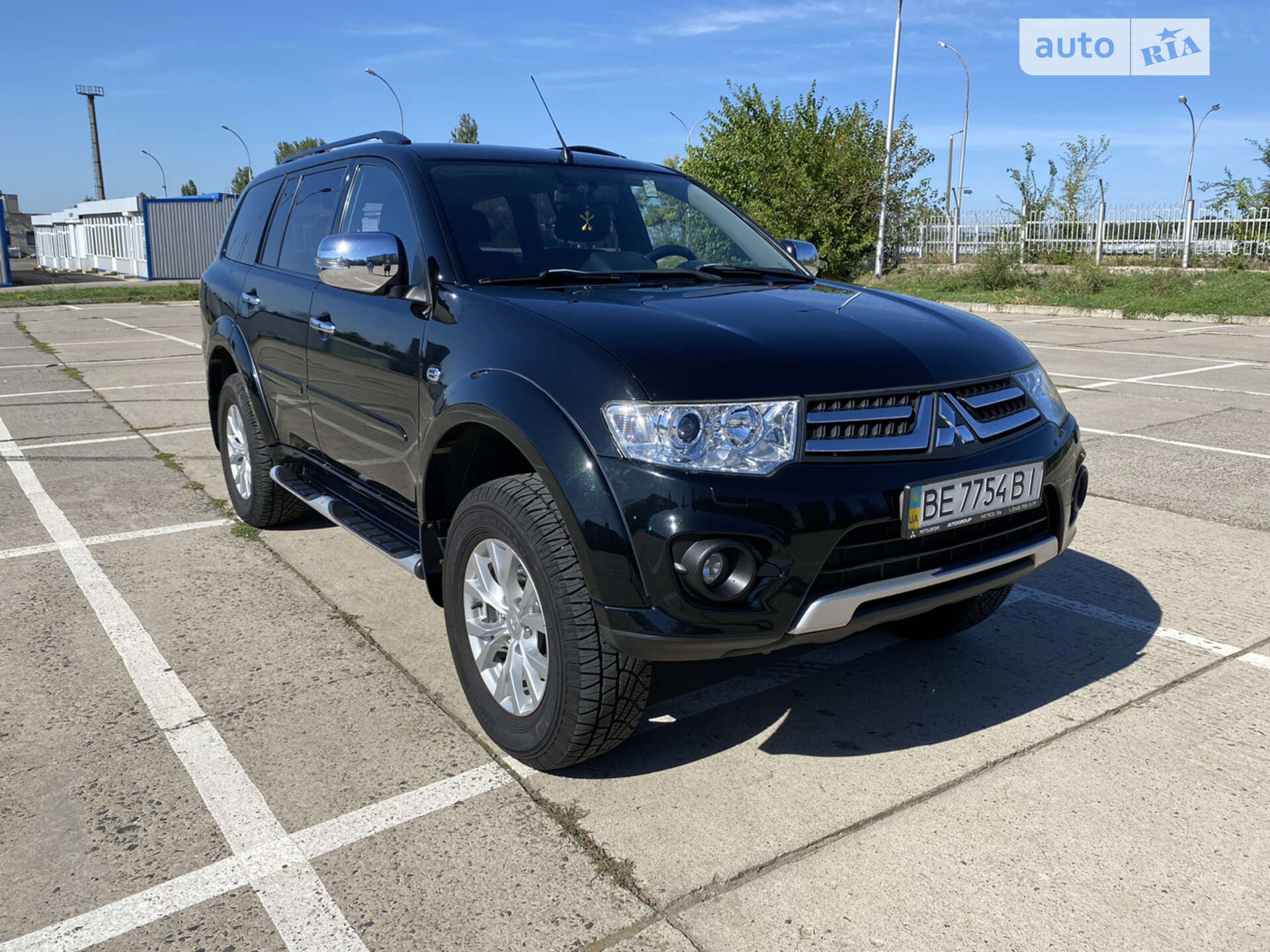 MITSUBISHI PAJERO SPORT 2013